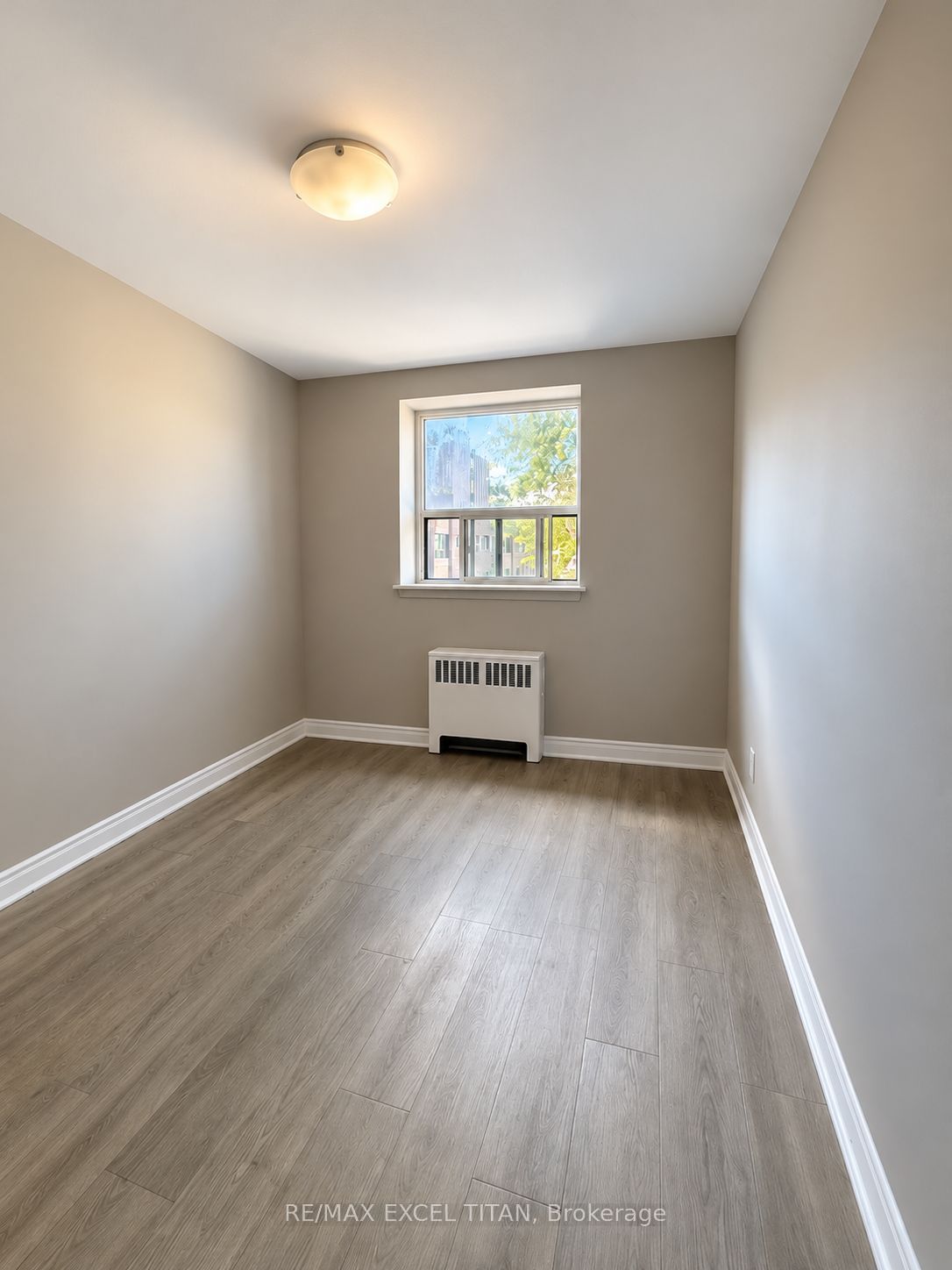 468 Ottawa Street 730d Property Photo 9