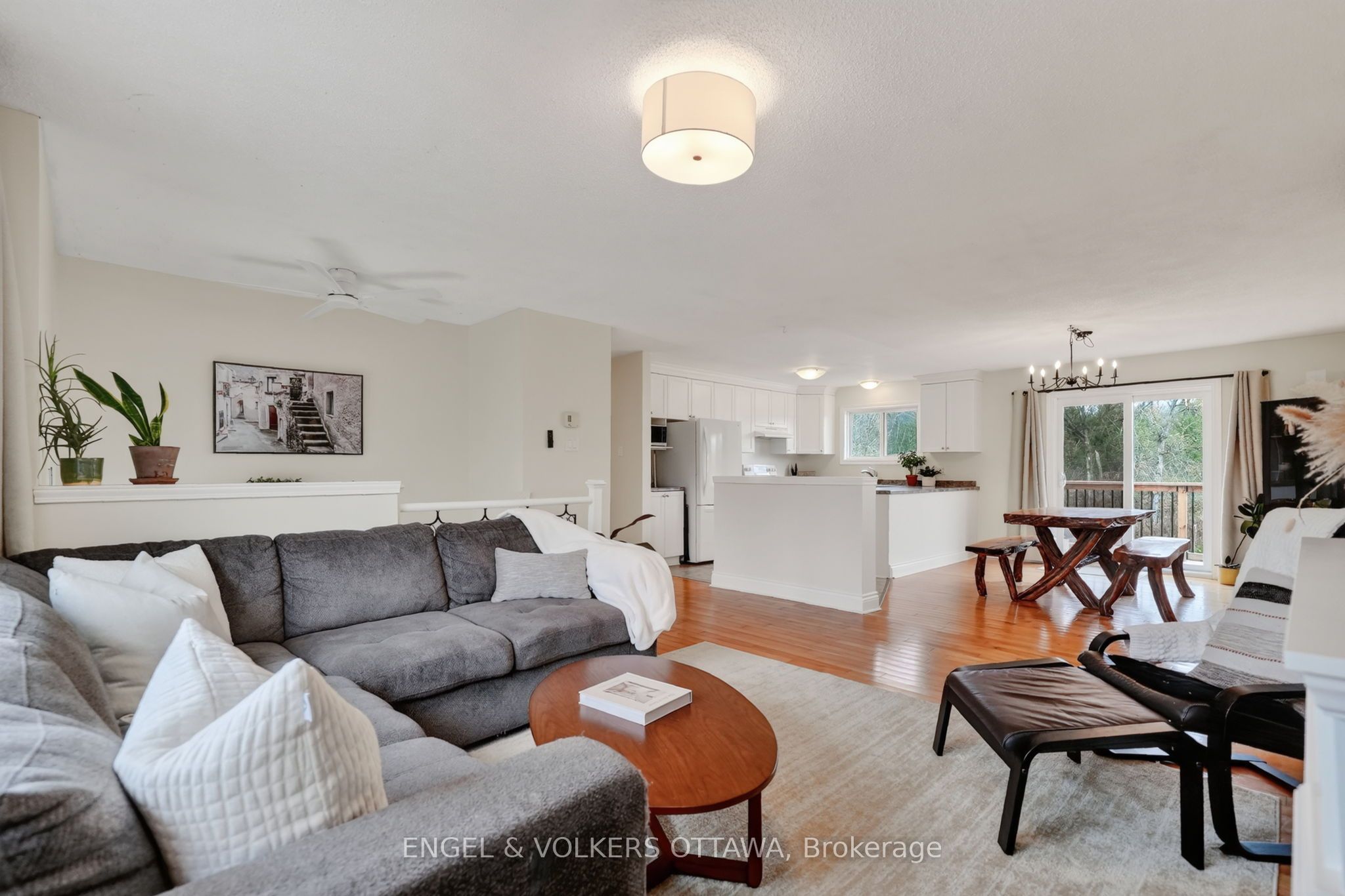 901 Ferguson Road Property Photo 10