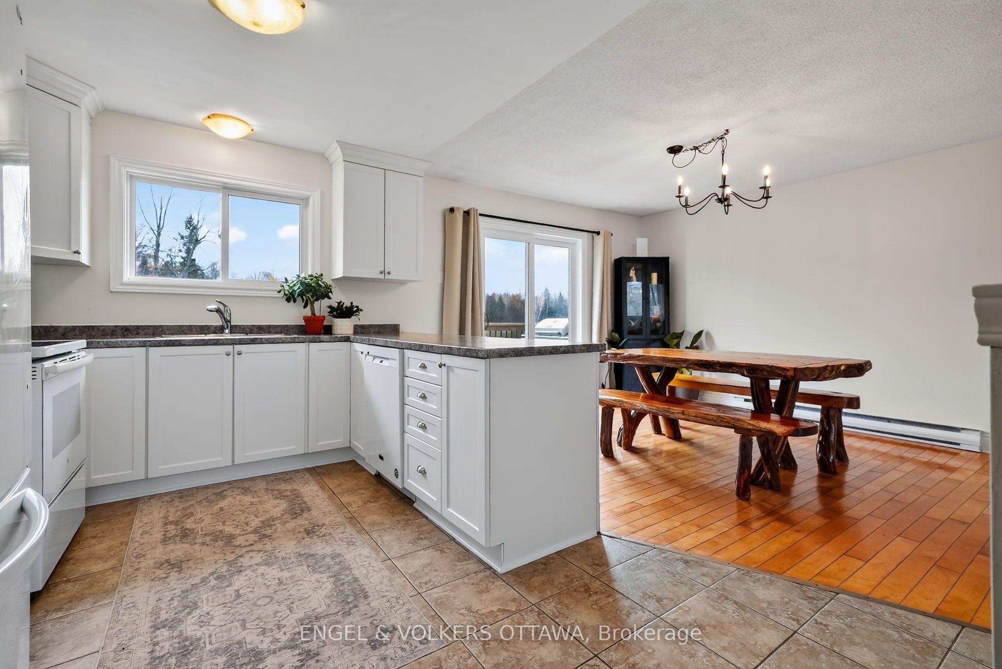 901 Ferguson Road Property Photo 15