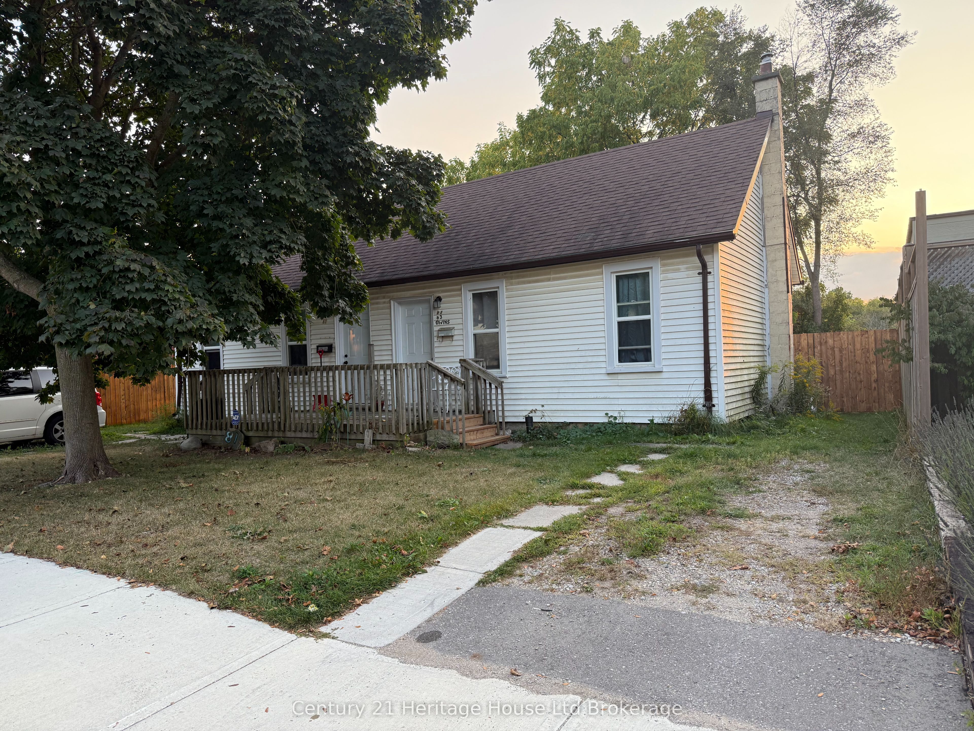 81 Givins Street Property Photo 1