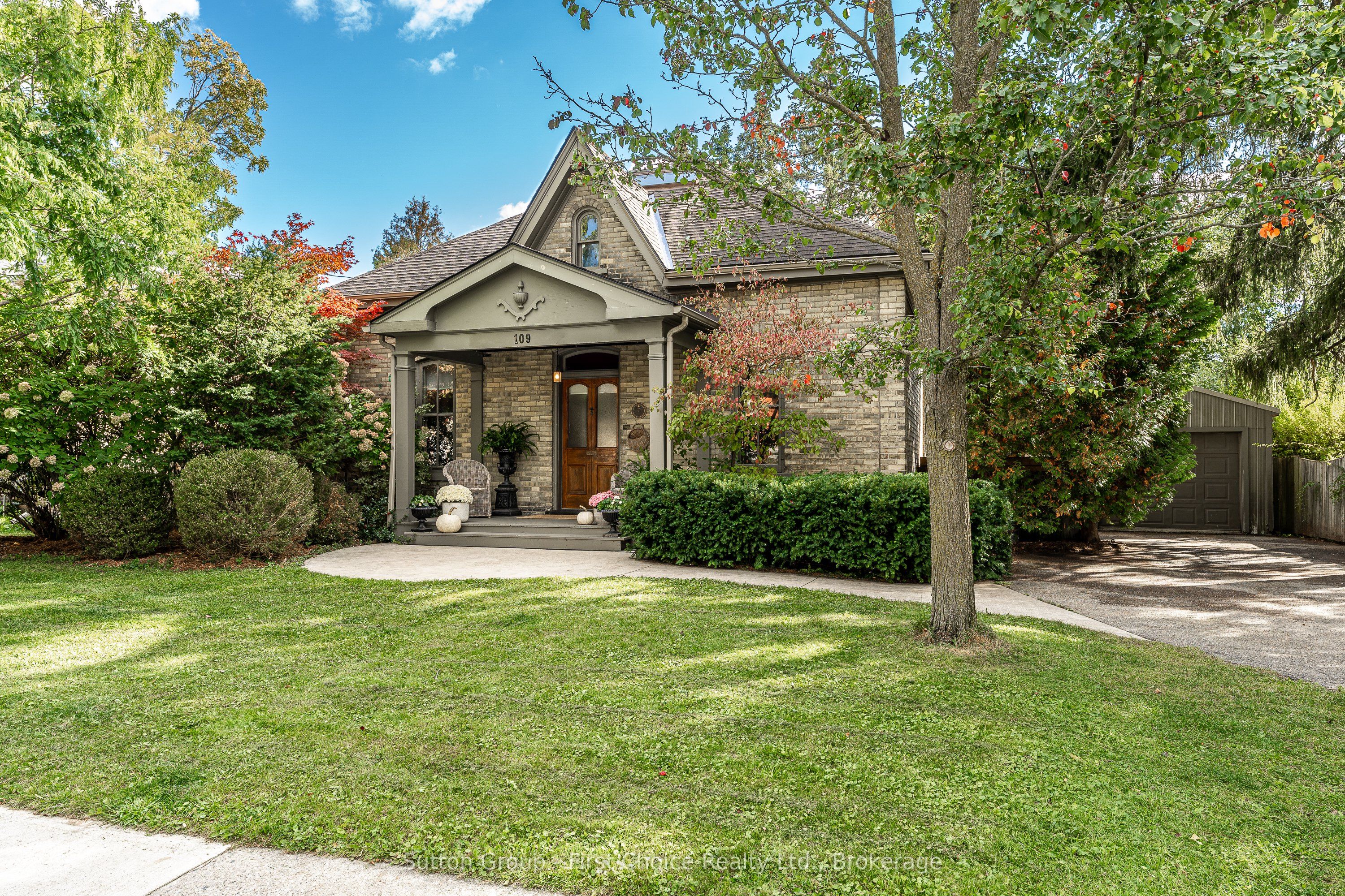 109 Cobourg Street Property Photo 2