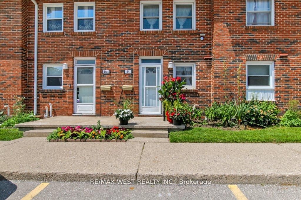 1084 Southdale Road E Property Photo 1