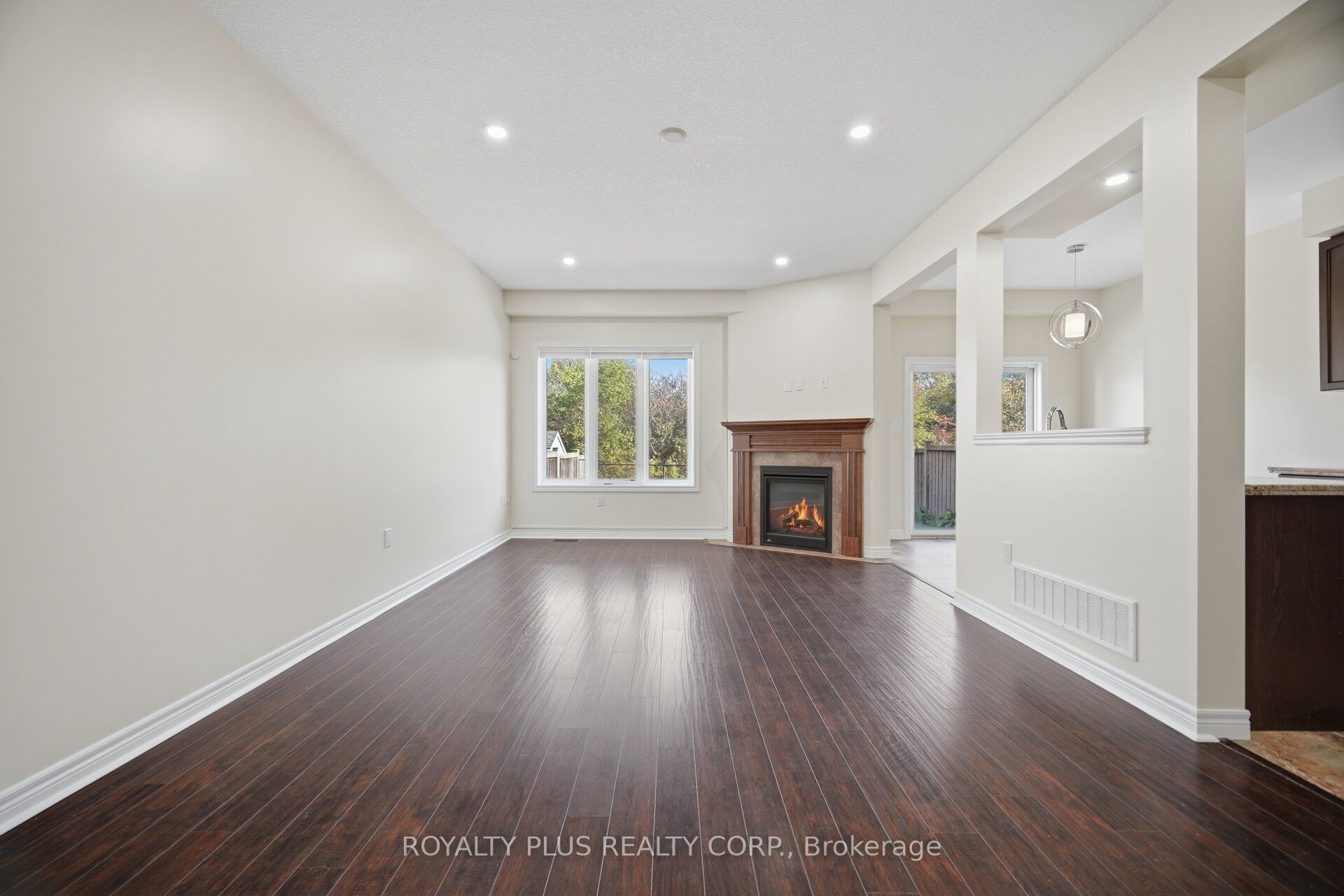 116 Echovalley Drive Property Photo 18