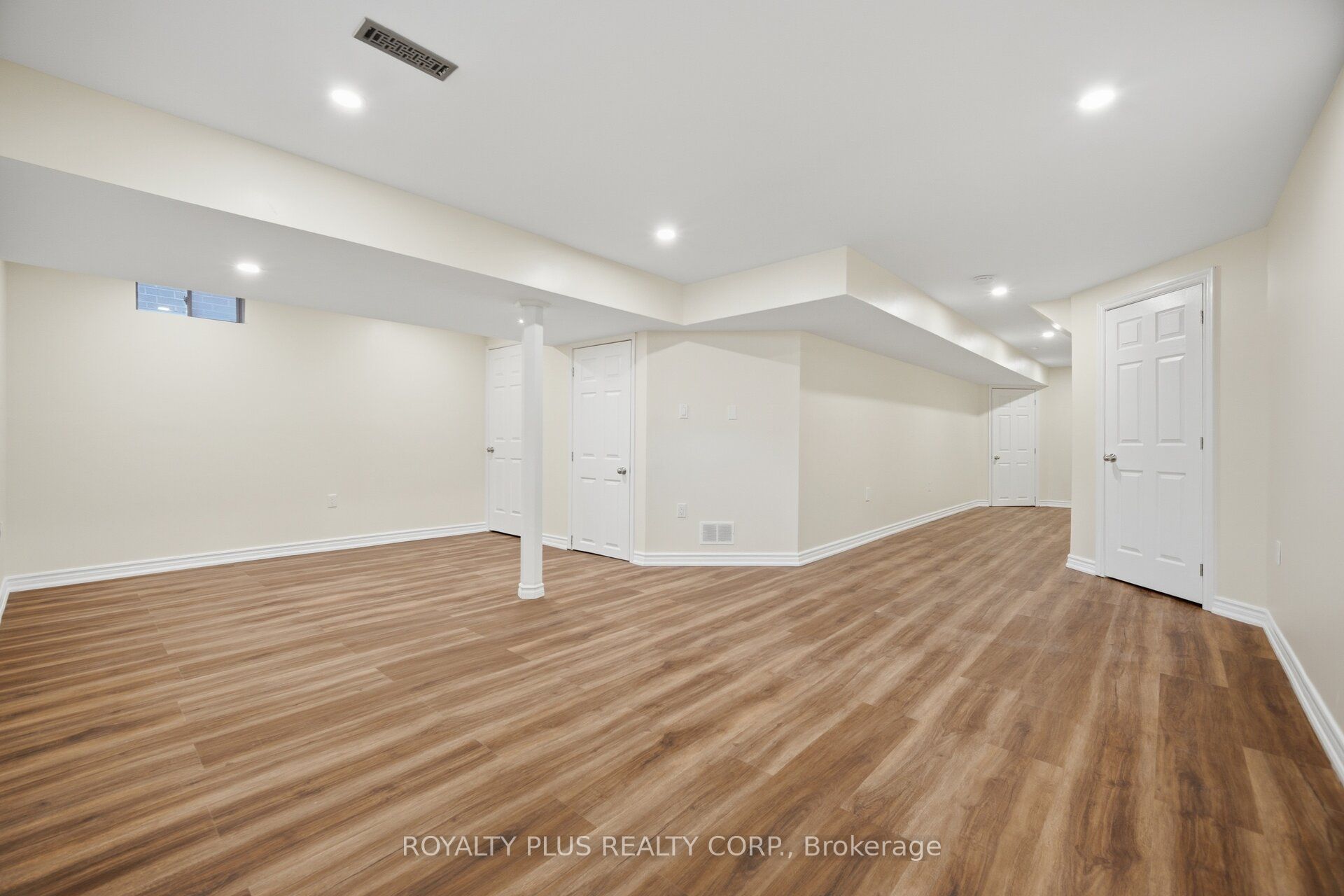 116 Echovalley Drive Property Photo 30