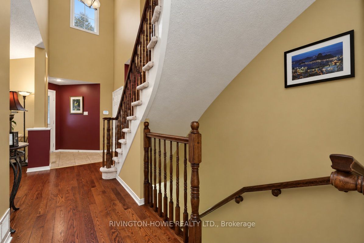 82 Upminster Way Property Photo 4