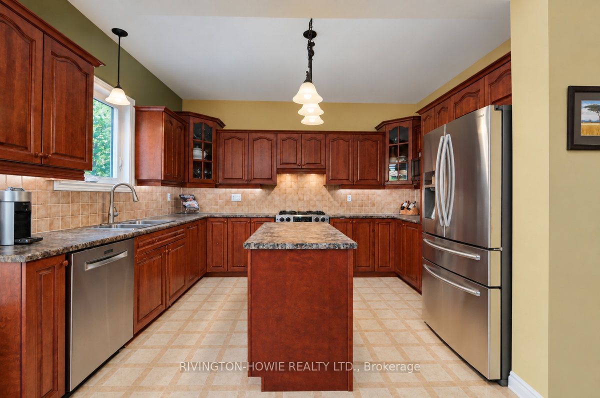 82 Upminster Way Property Photo 15
