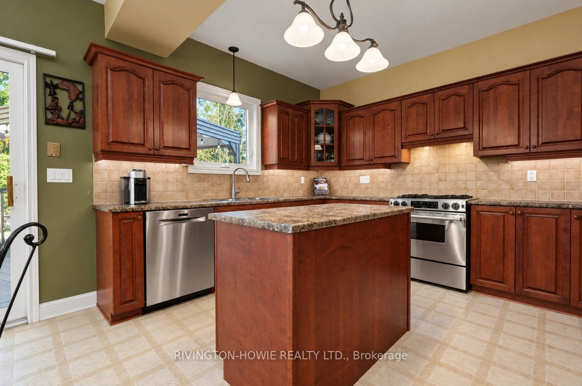 82 Upminster Way Property Photo 16