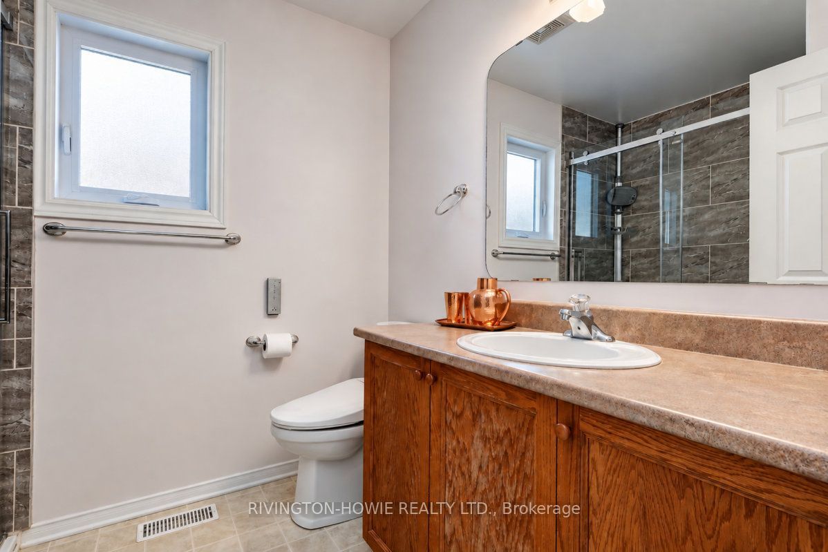 82 Upminster Way Property Photo 37