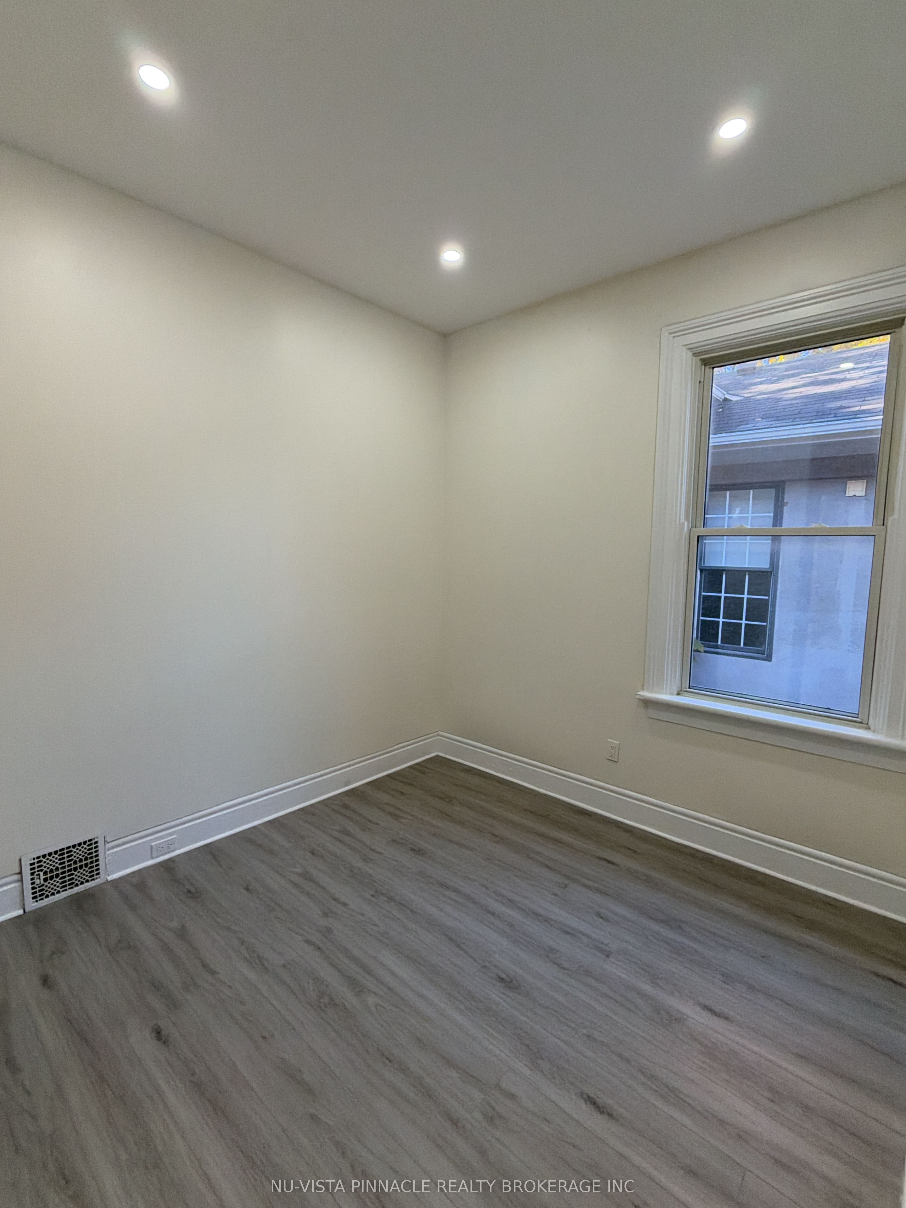 191 Sydenham Street Property Photo 8