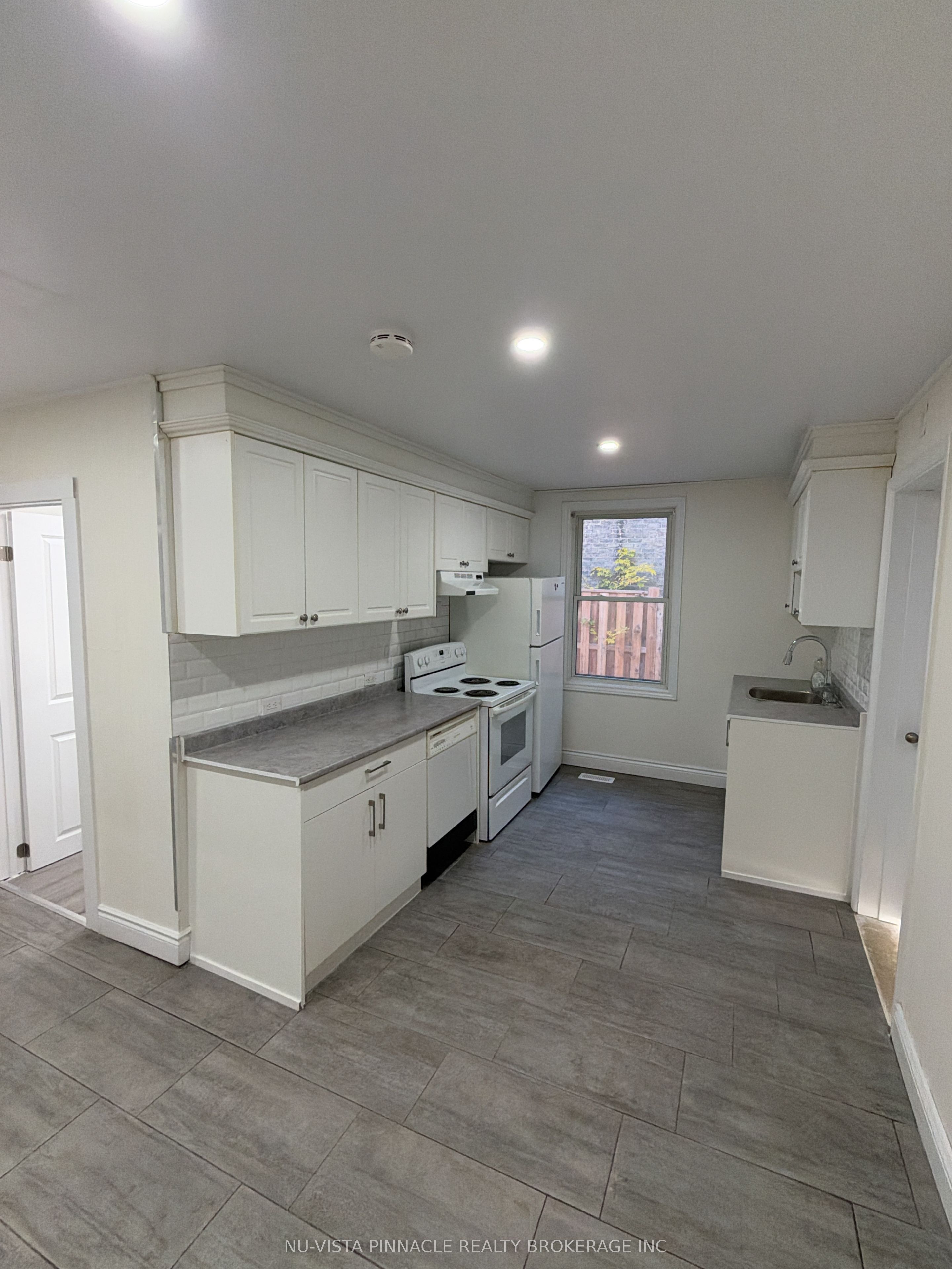 191 Sydenham Street Property Photo 14