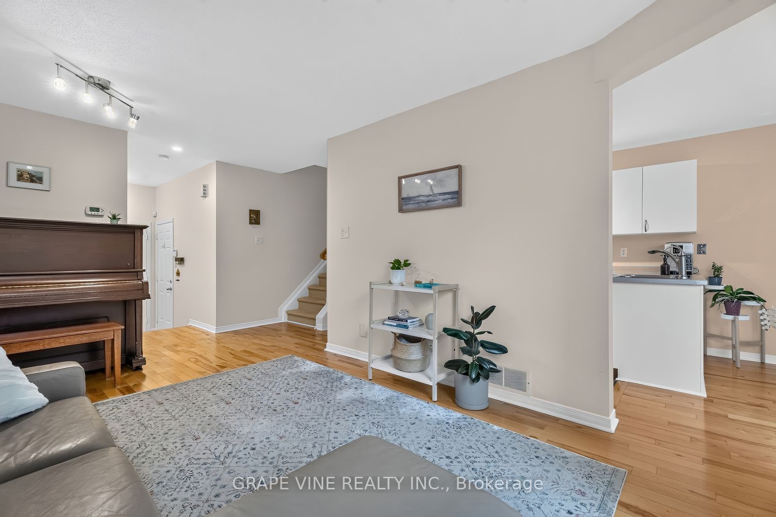 22 Hodgson Court Property Photo 9