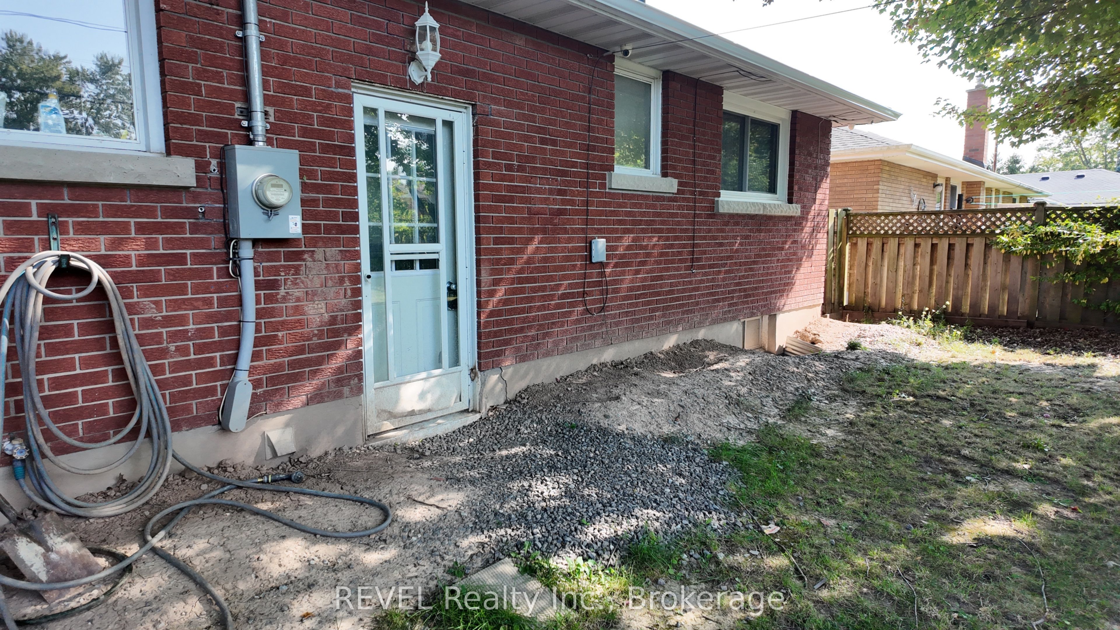 12 Glendale Drive Property Photo 3