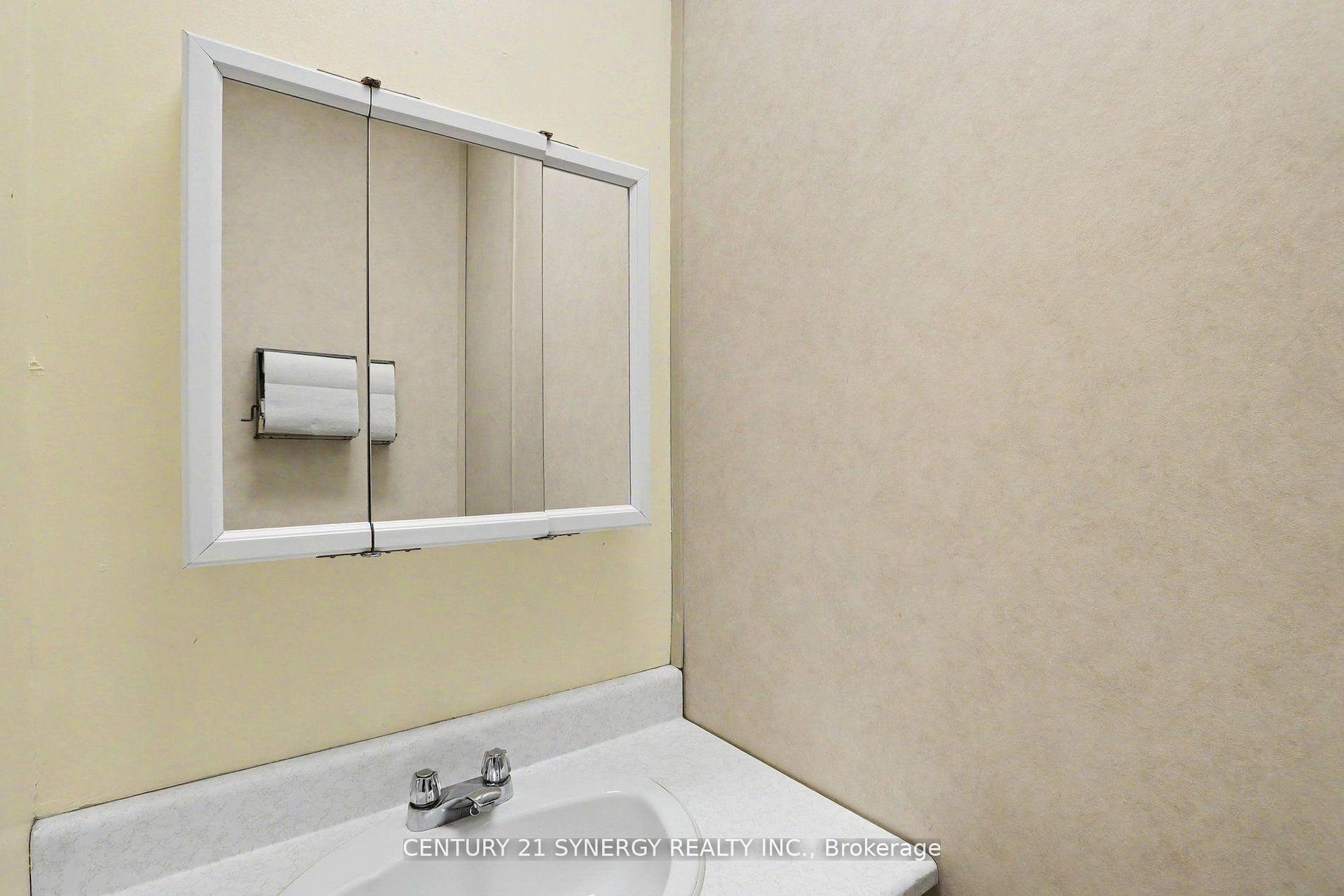 23 Beckwith Street N 204 Property Photo 6