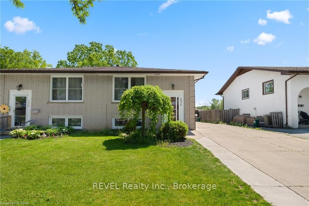 5914 Frontenac Street Property Photo 1