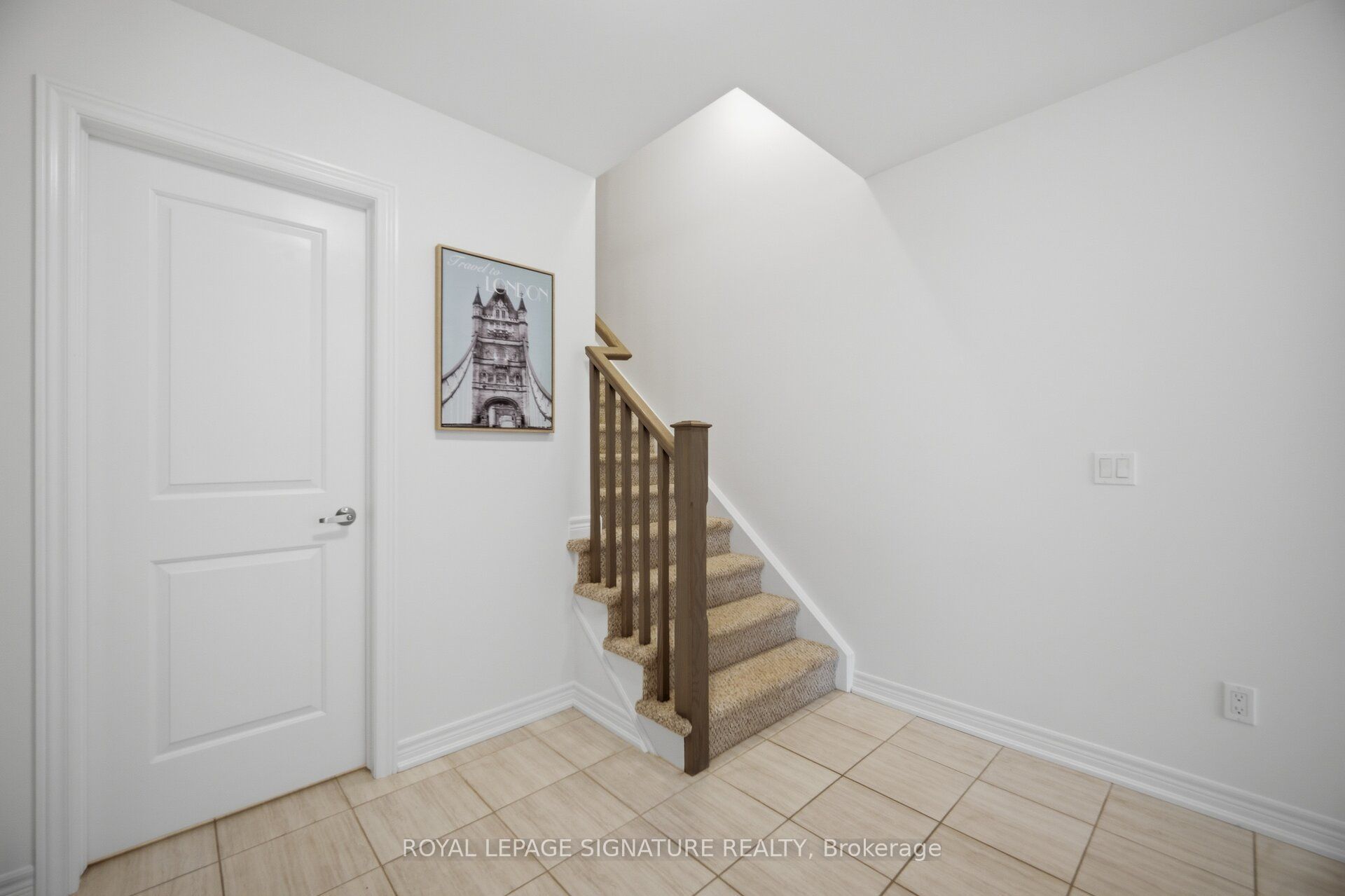 1 Ridgeside Lane Property Photo 7