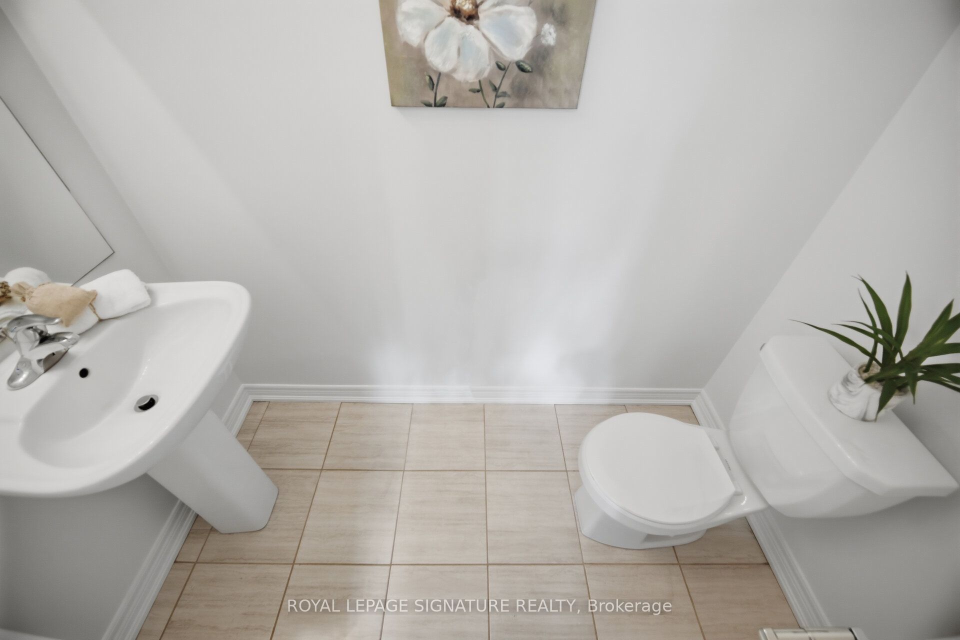 1 Ridgeside Lane Property Photo 21