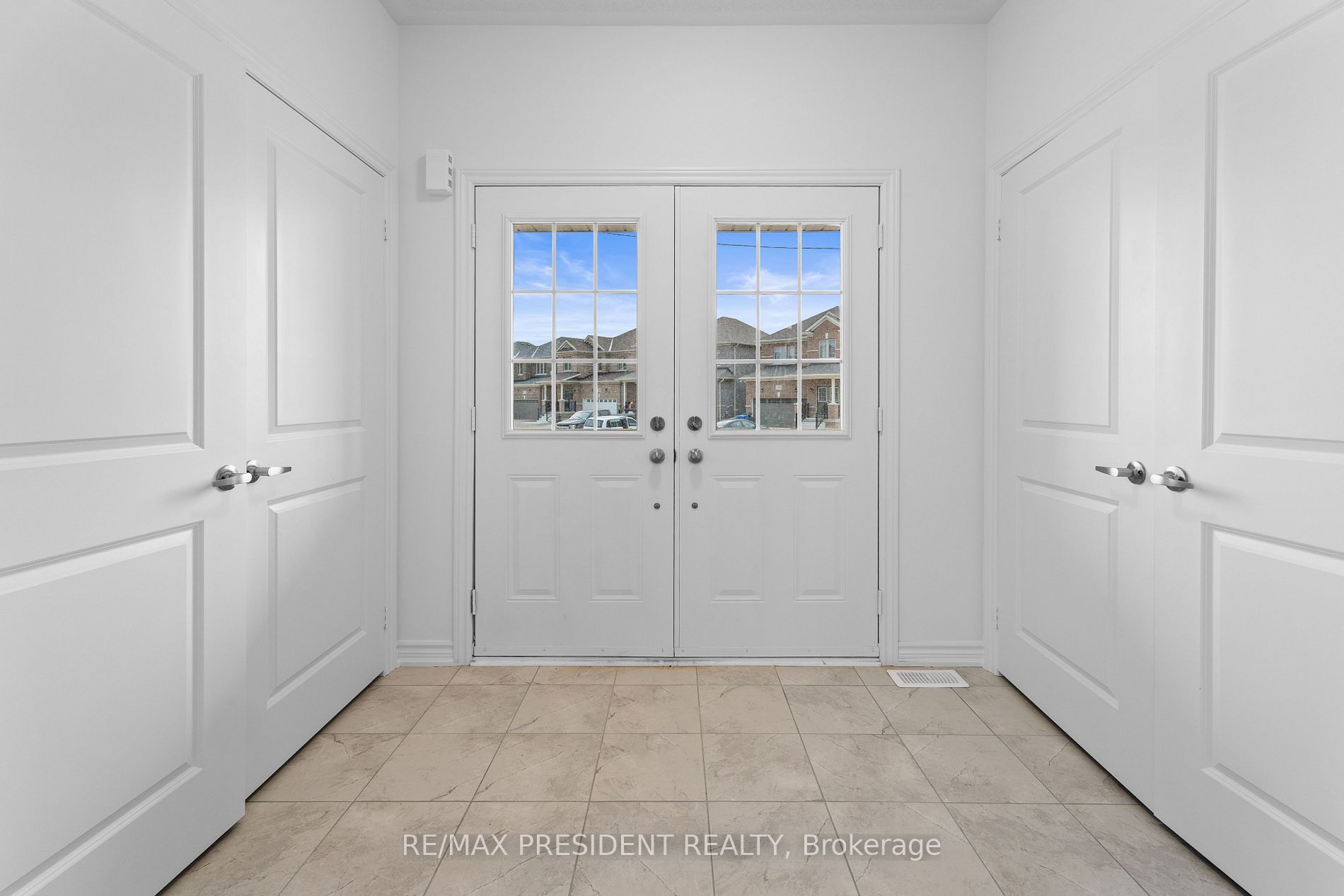 335 Russell Street Property Photo 2