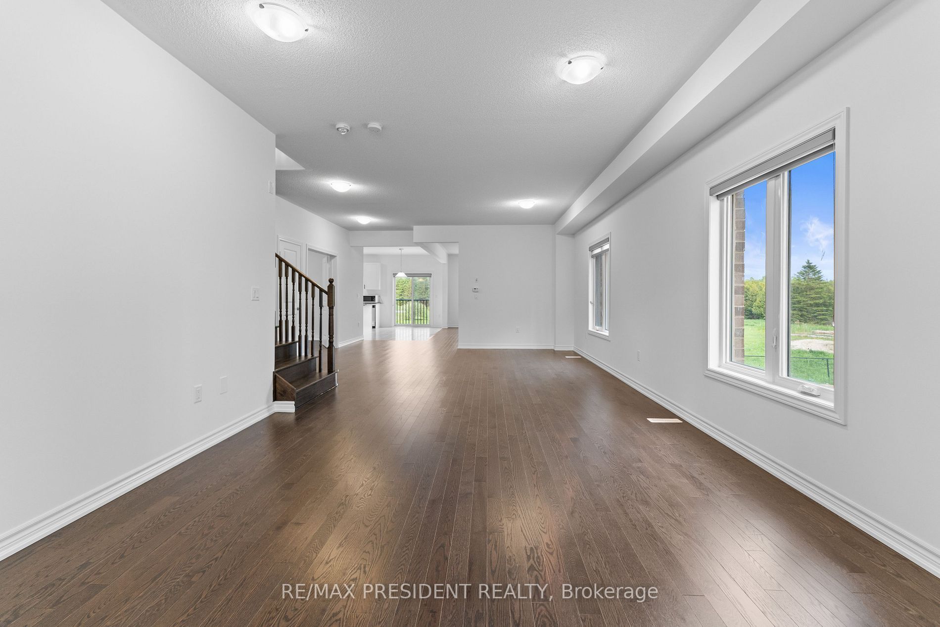 335 Russell Street Property Photo 5