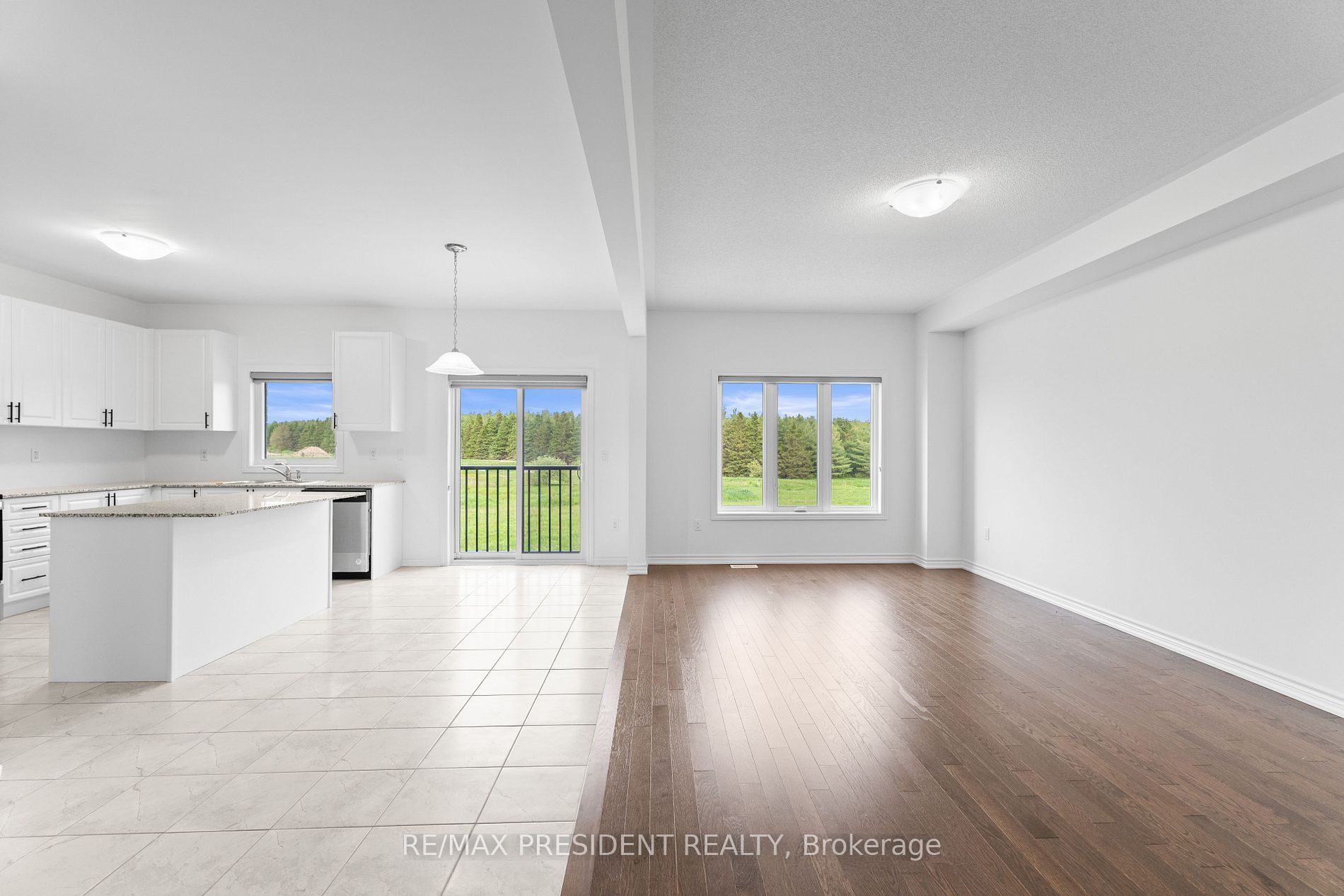 335 Russell Street Property Photo 12