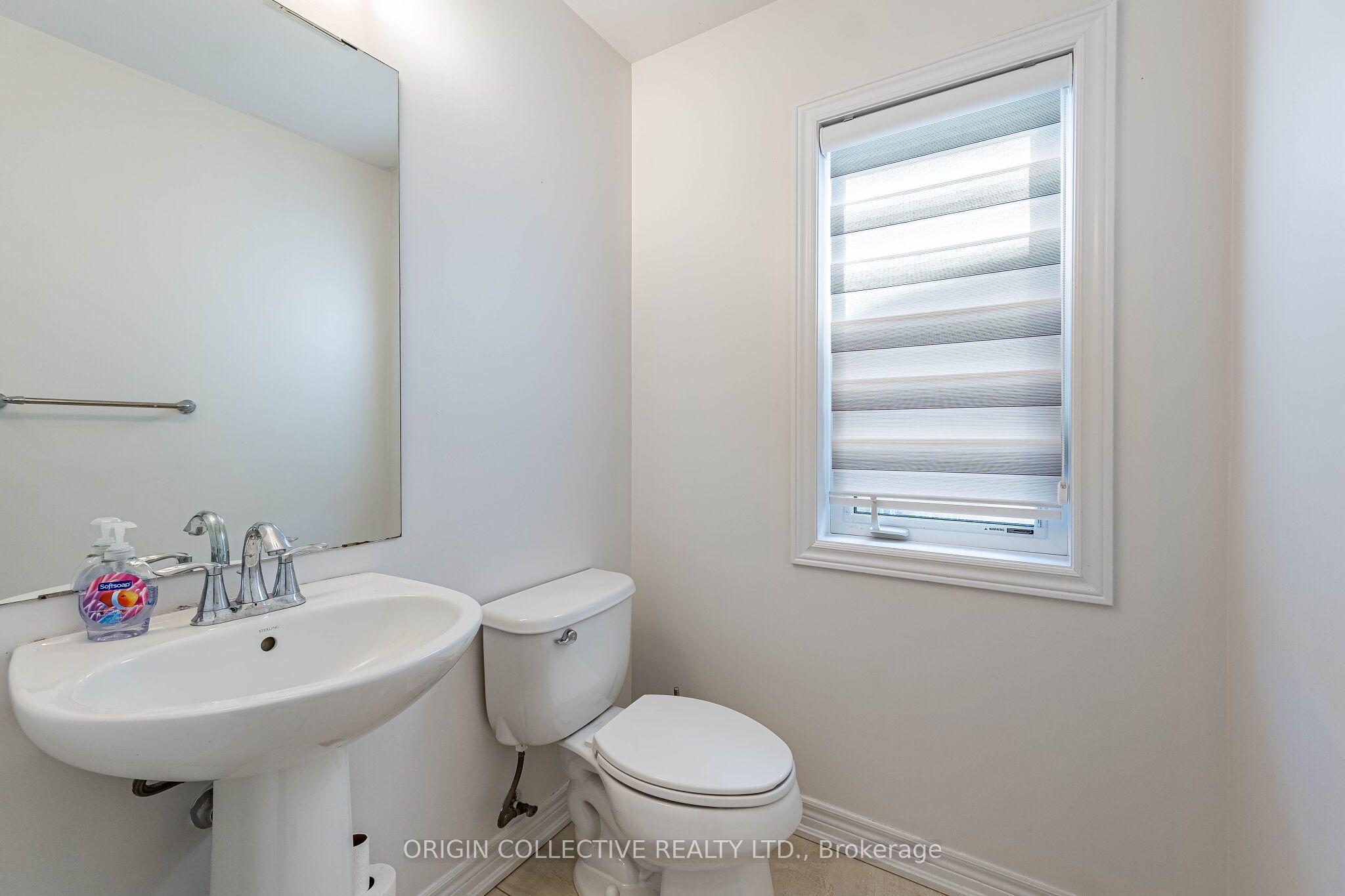 136 Westbank Trail E Property Photo 26