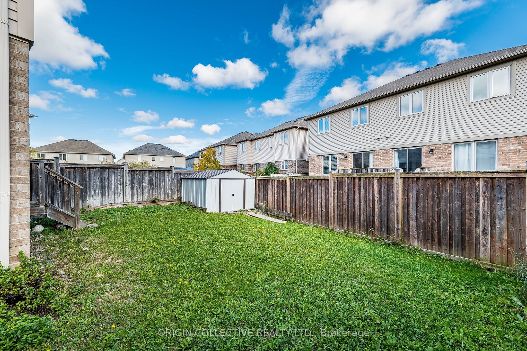 136 Westbank Trail E Property Photo 49