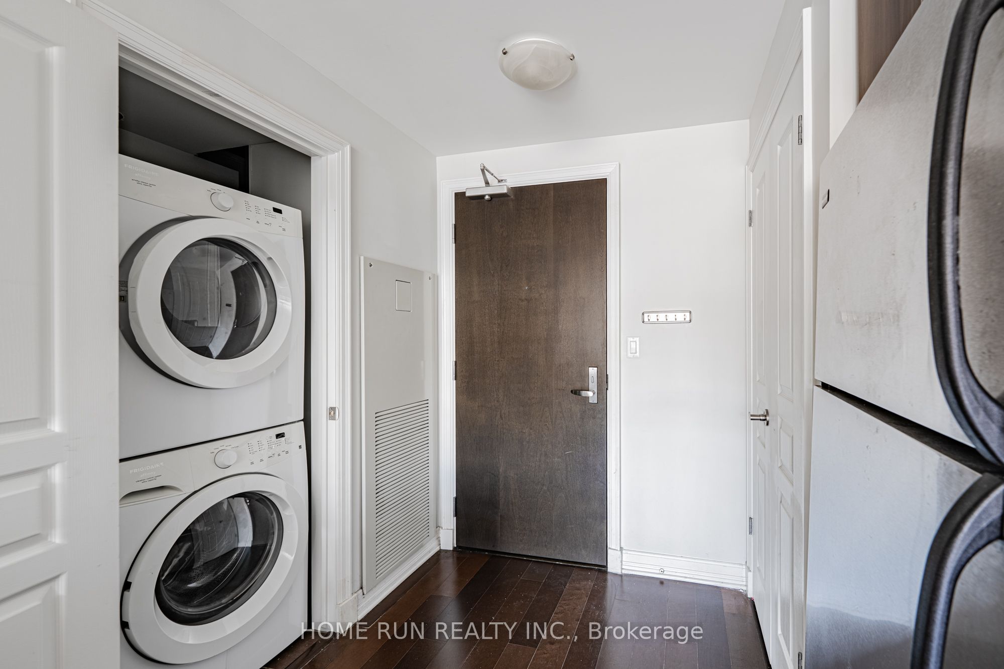 238 Besserer Street 1407 Property Photo 21