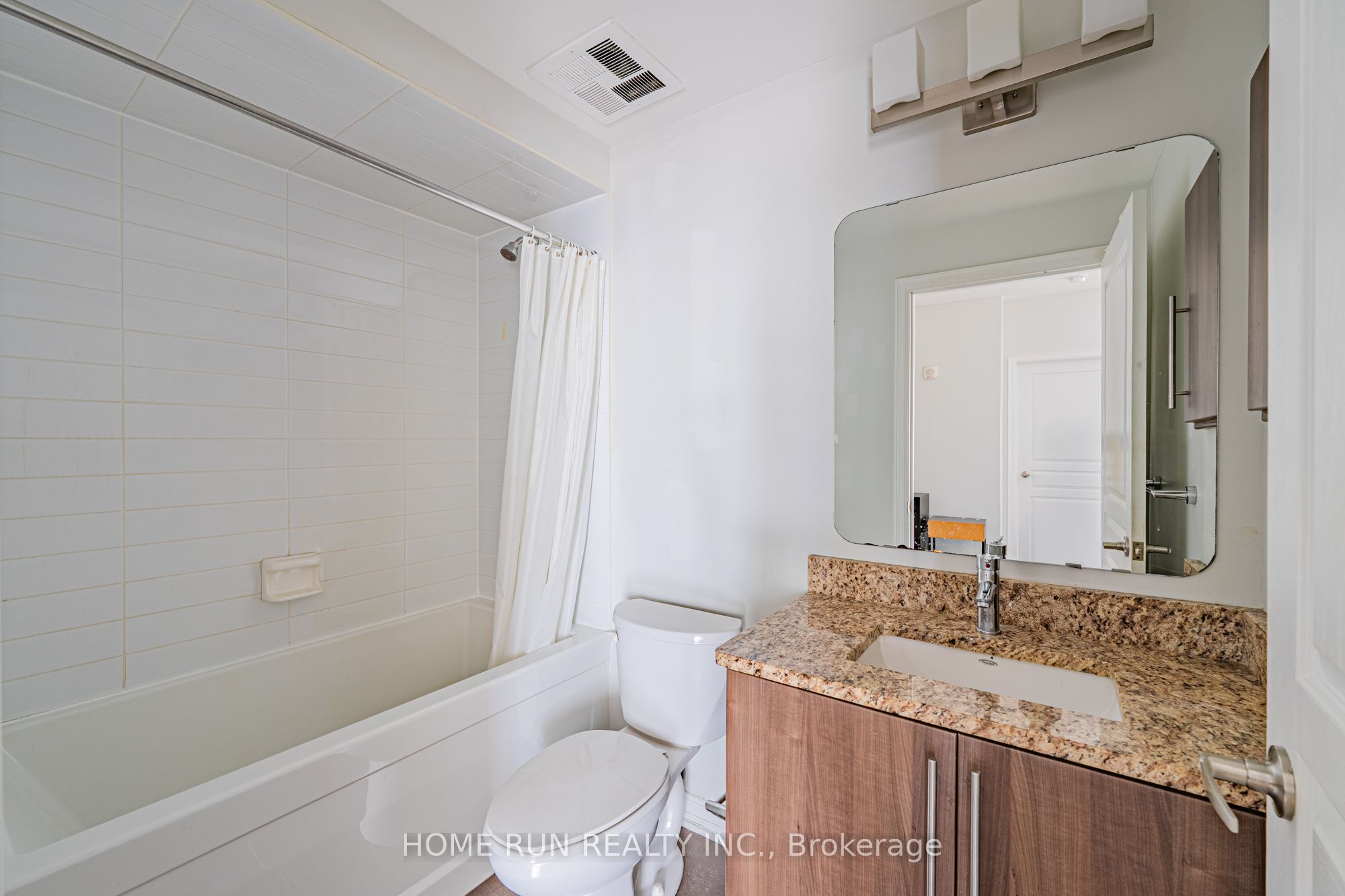 238 Besserer Street 1407 Property Photo 33