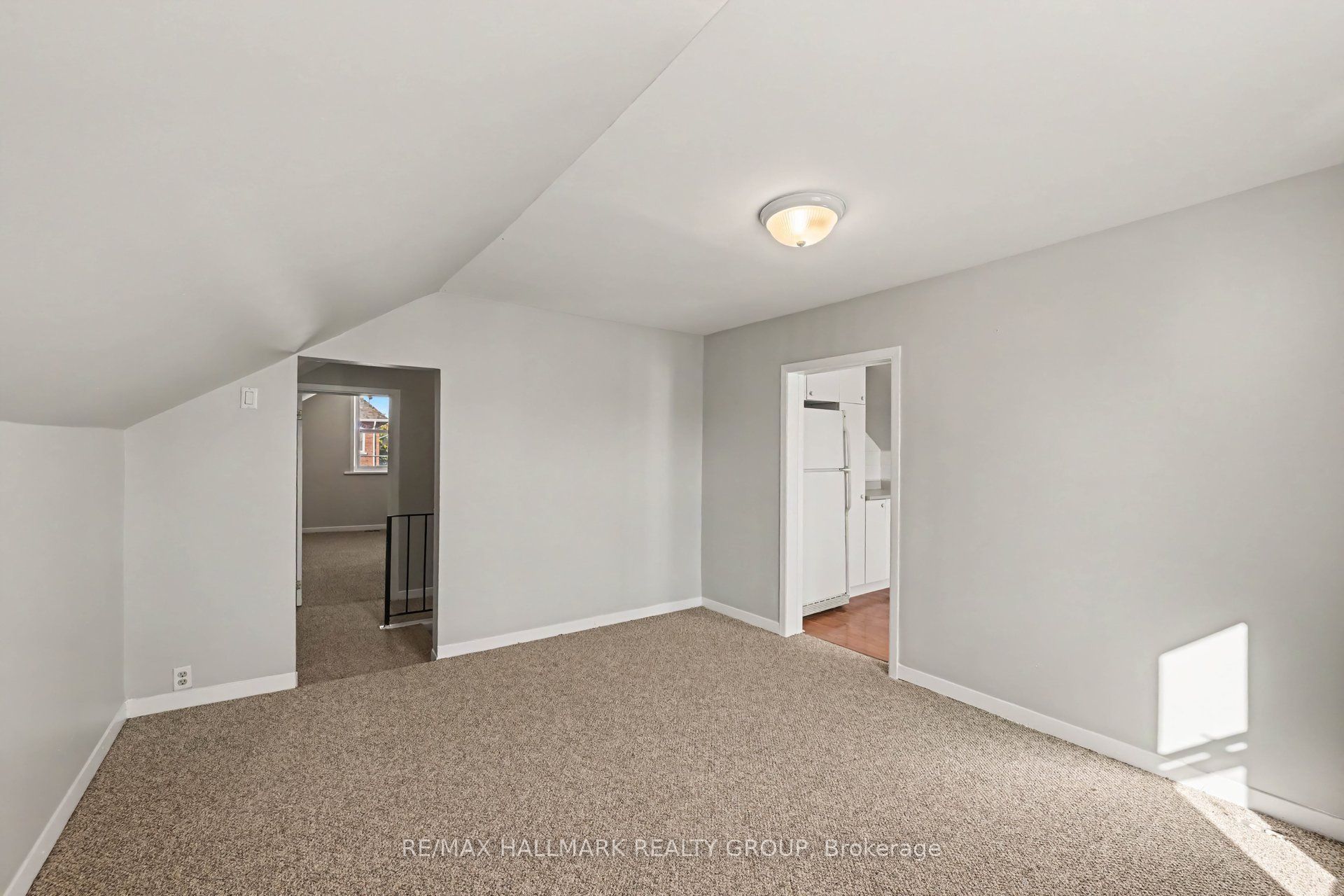216 Bell Street 1 Property Photo 3