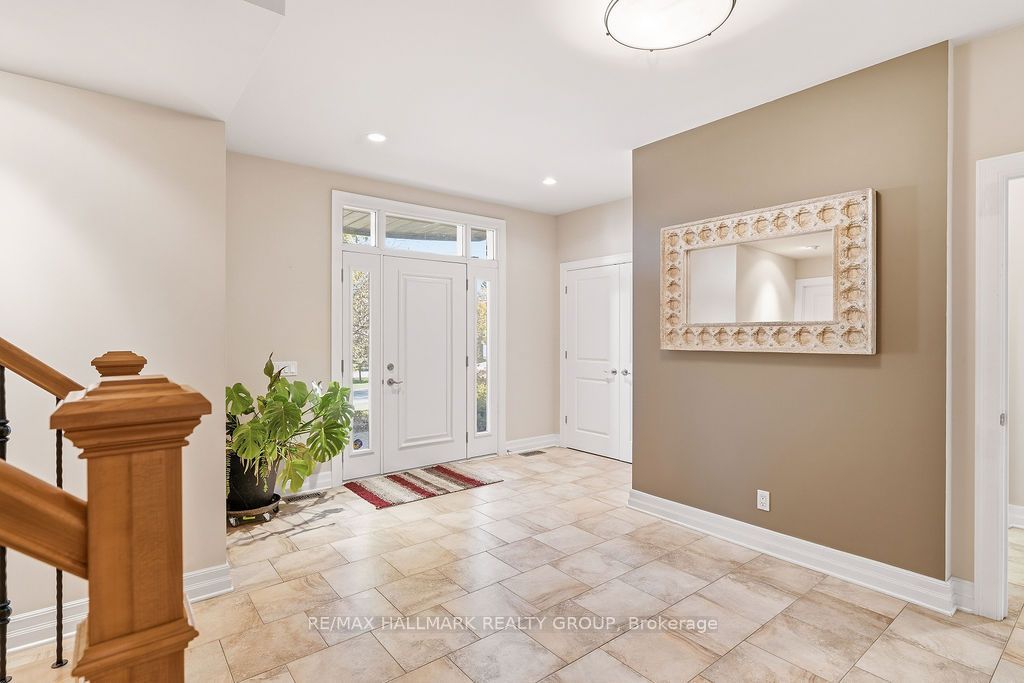 5 Oriole Drive Property Photo 3