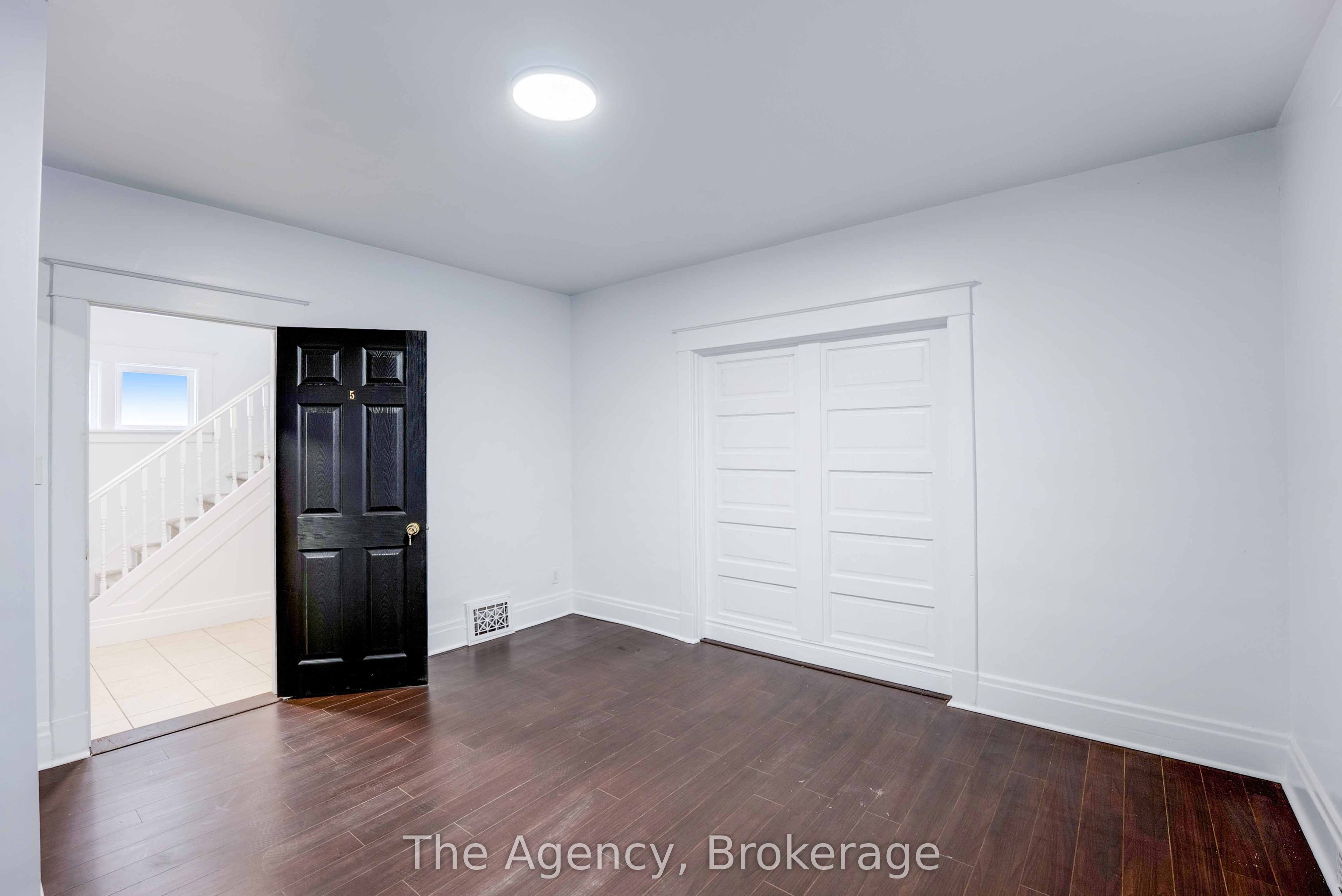6499 Thorold Stone Road Property Photo 22