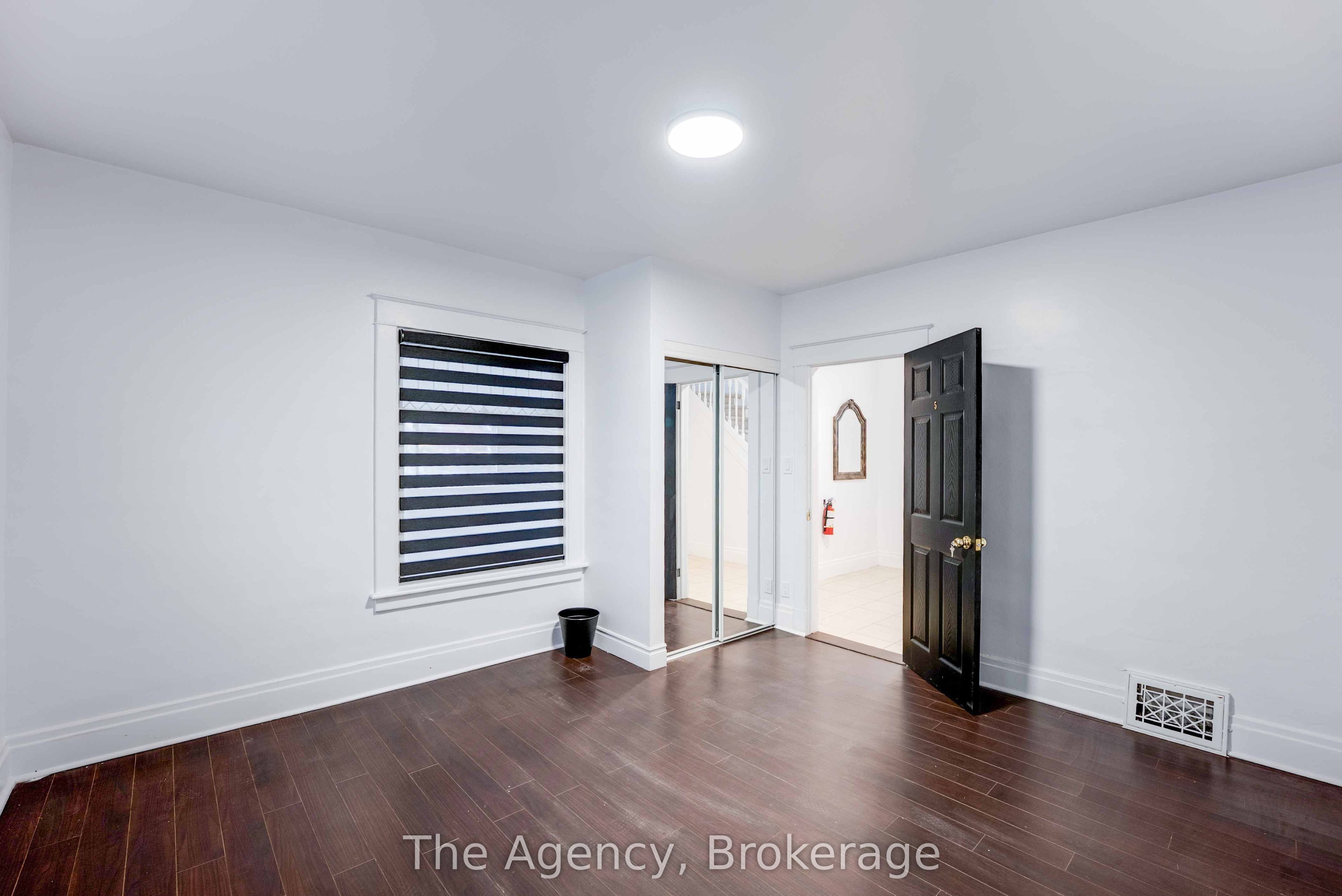 6499 Thorold Stone Road Property Photo 23