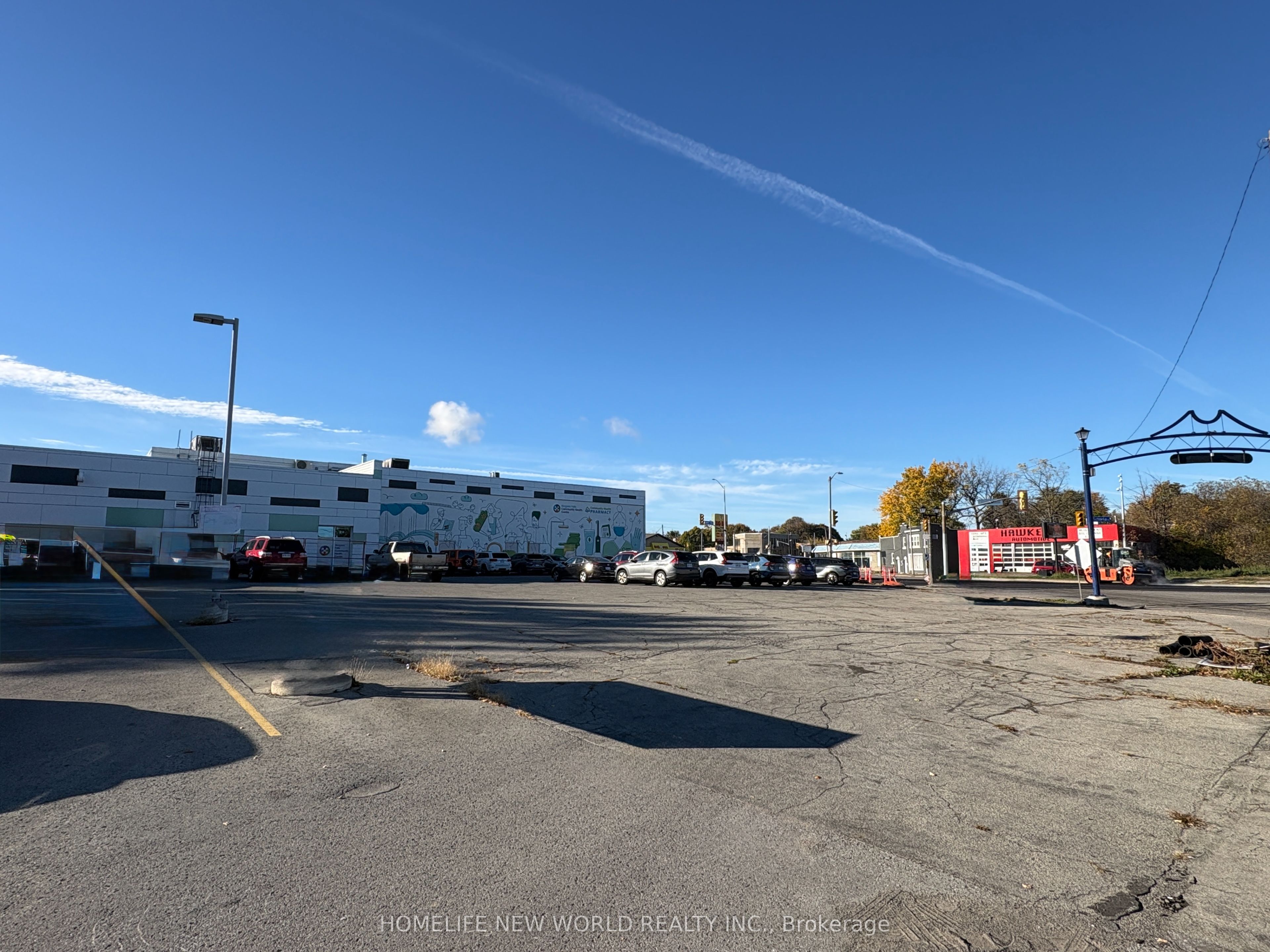 4770 Victoria Avenue Property Photo 1