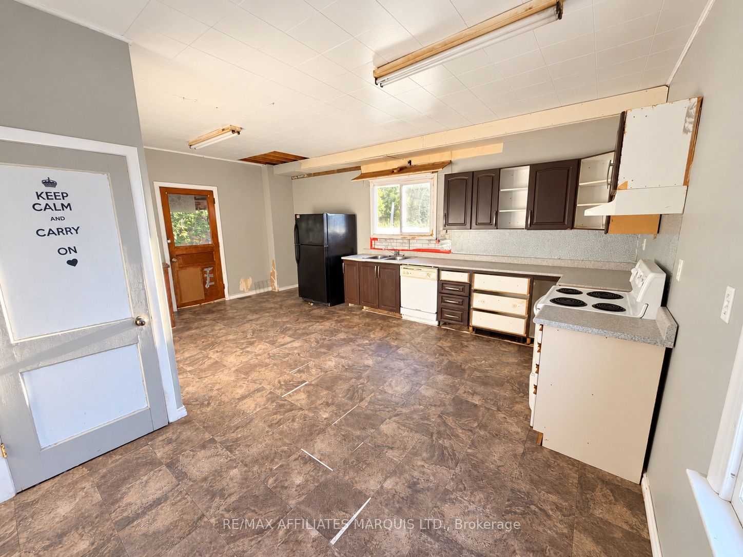 32 High Street Property Photo 5