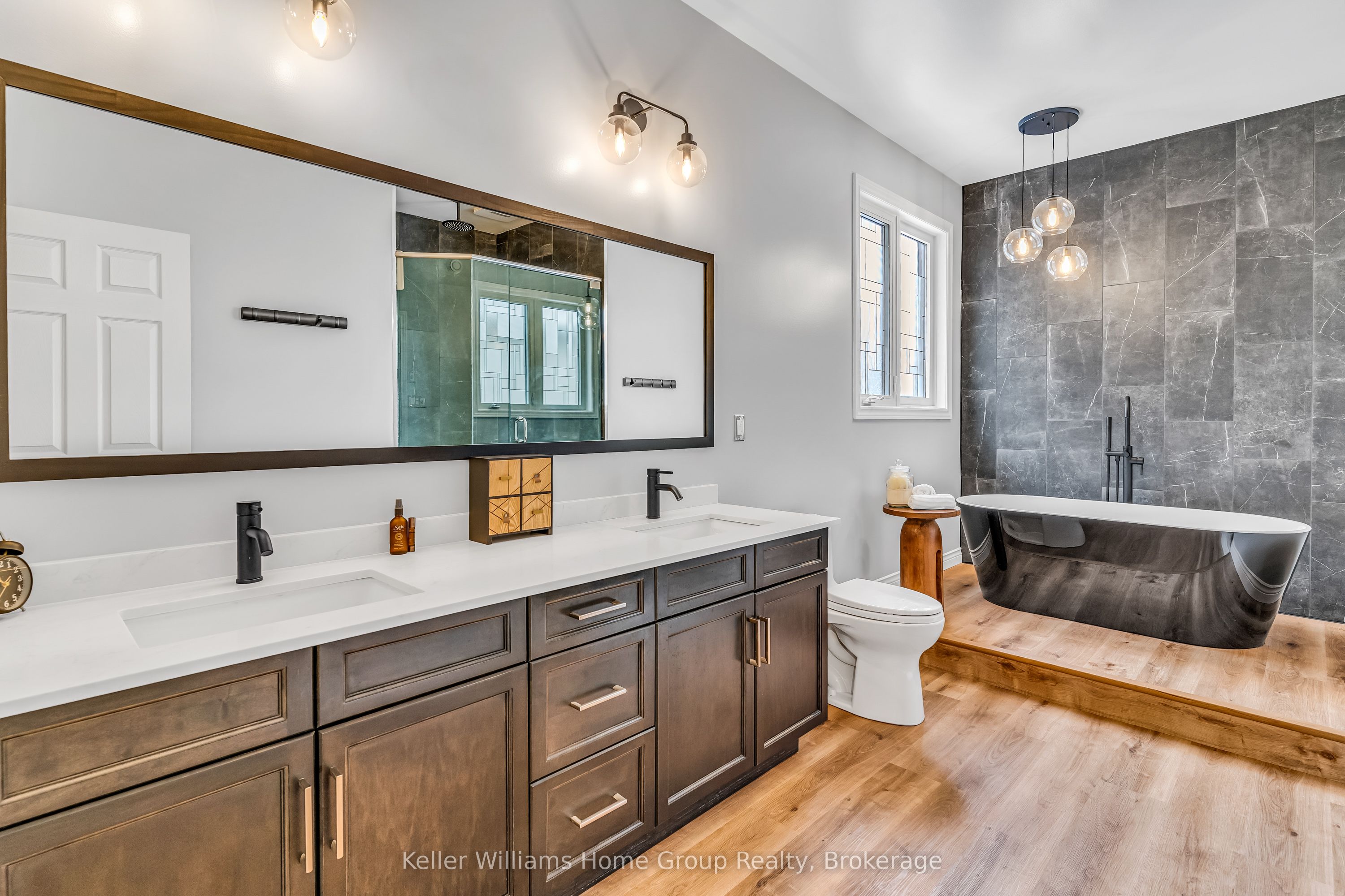 10 Bright Lane Property Photo 22