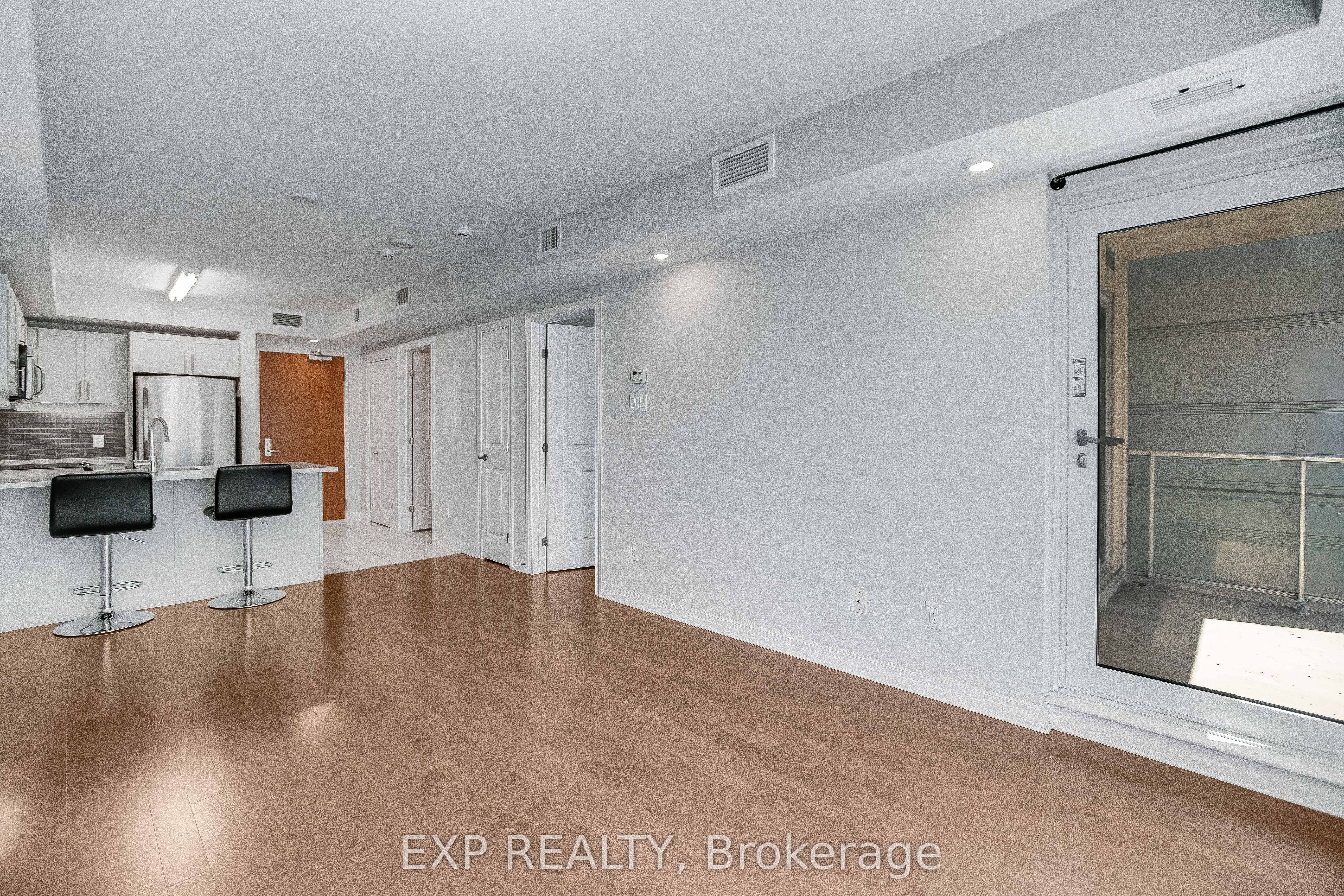 195 Besserer Street 405 Property Photo 11