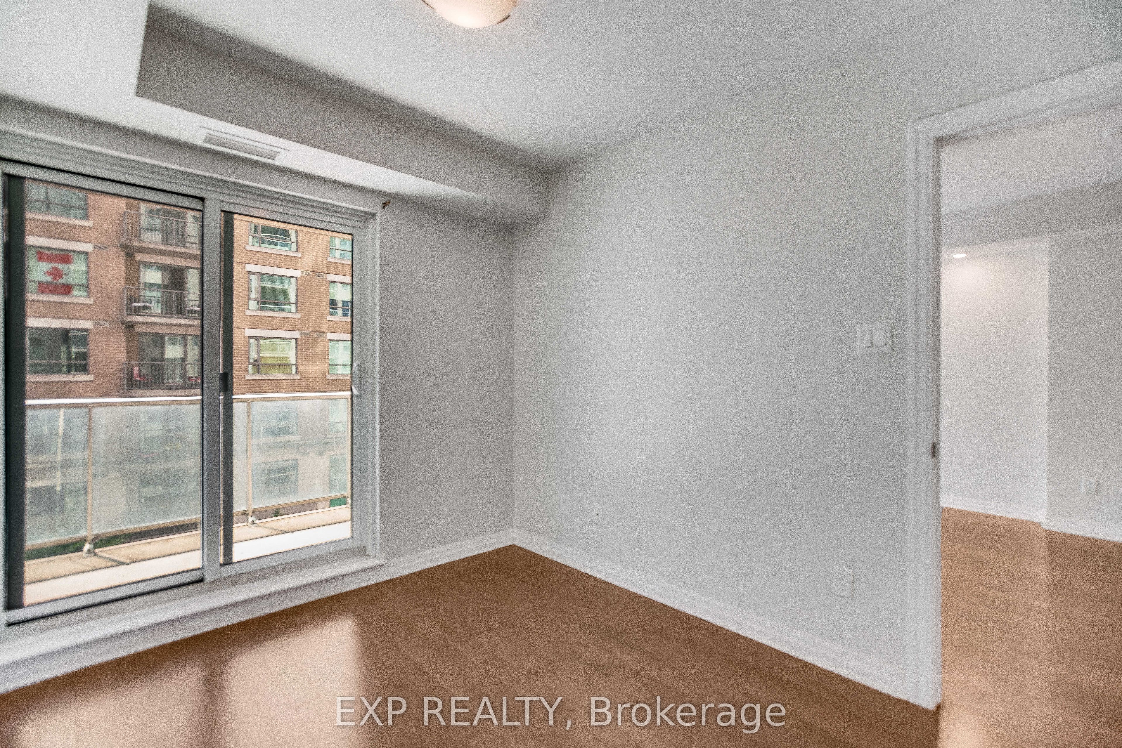 195 Besserer Street 405 Property Photo 14