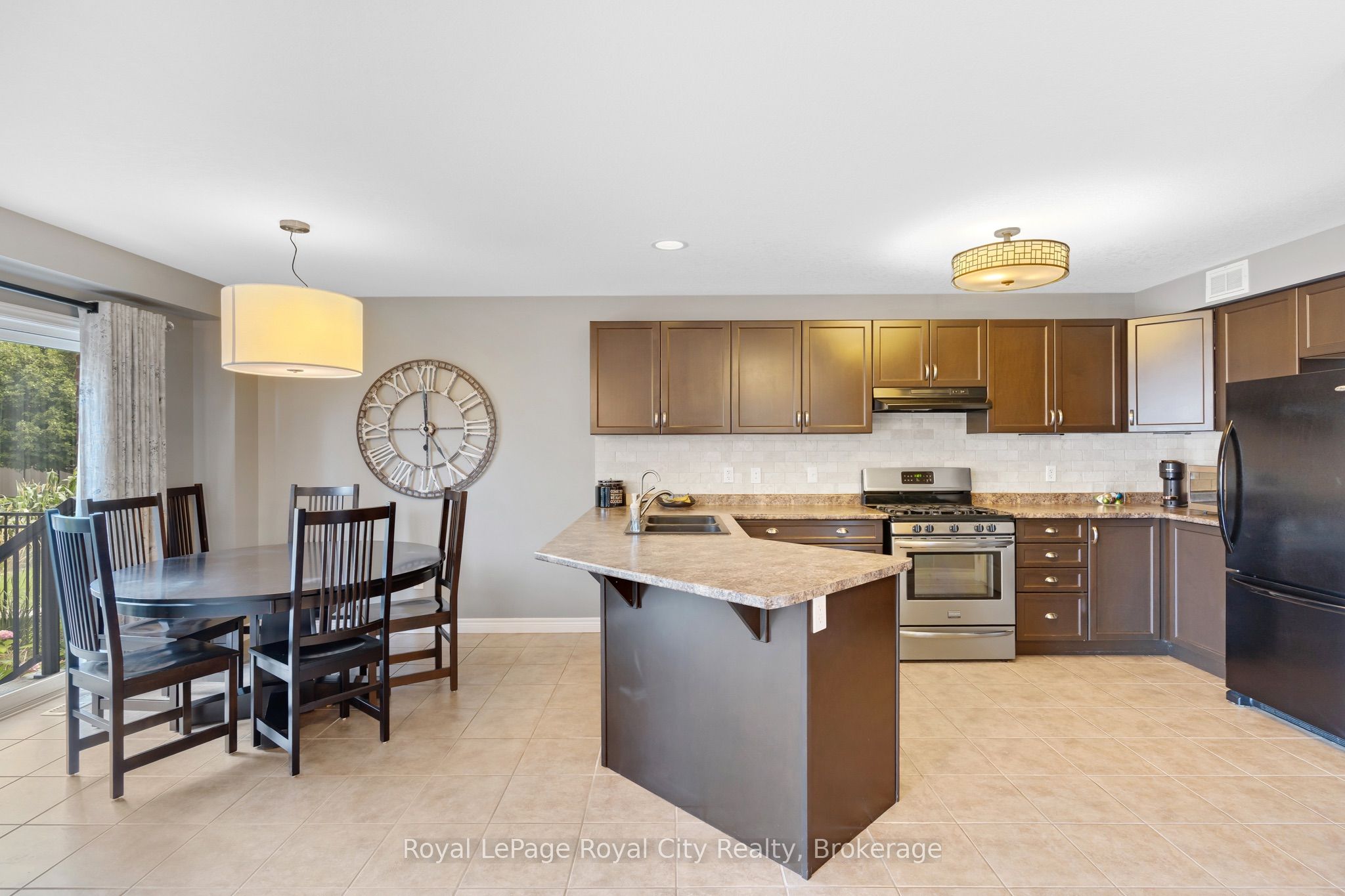 96 Timber Creek Crescent Property Photo 13