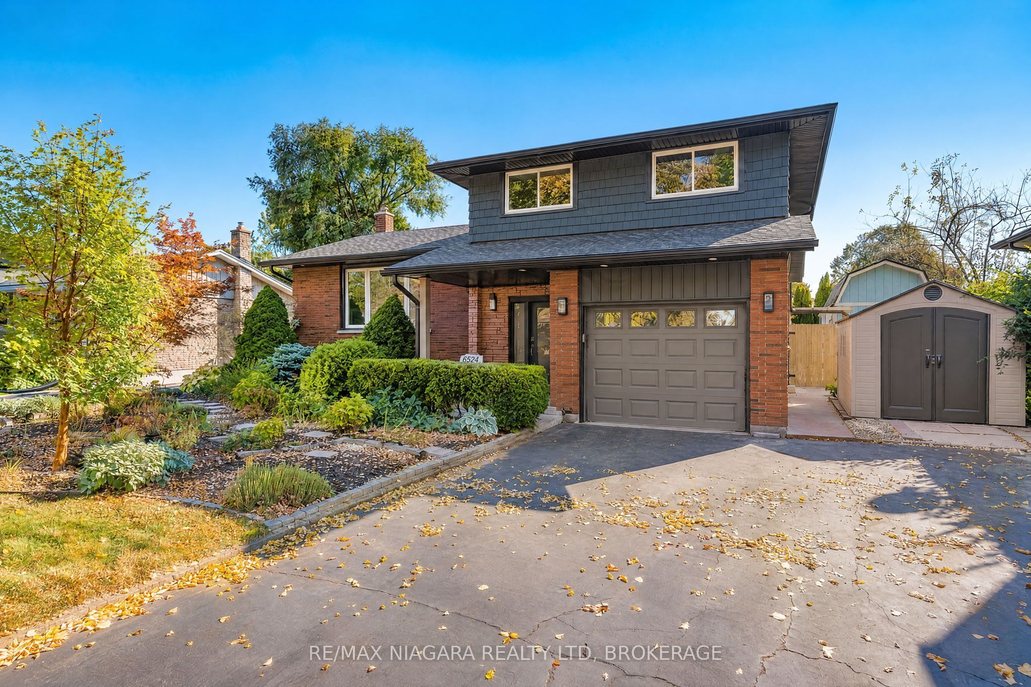 6524 Glengate Street Property Photo 1