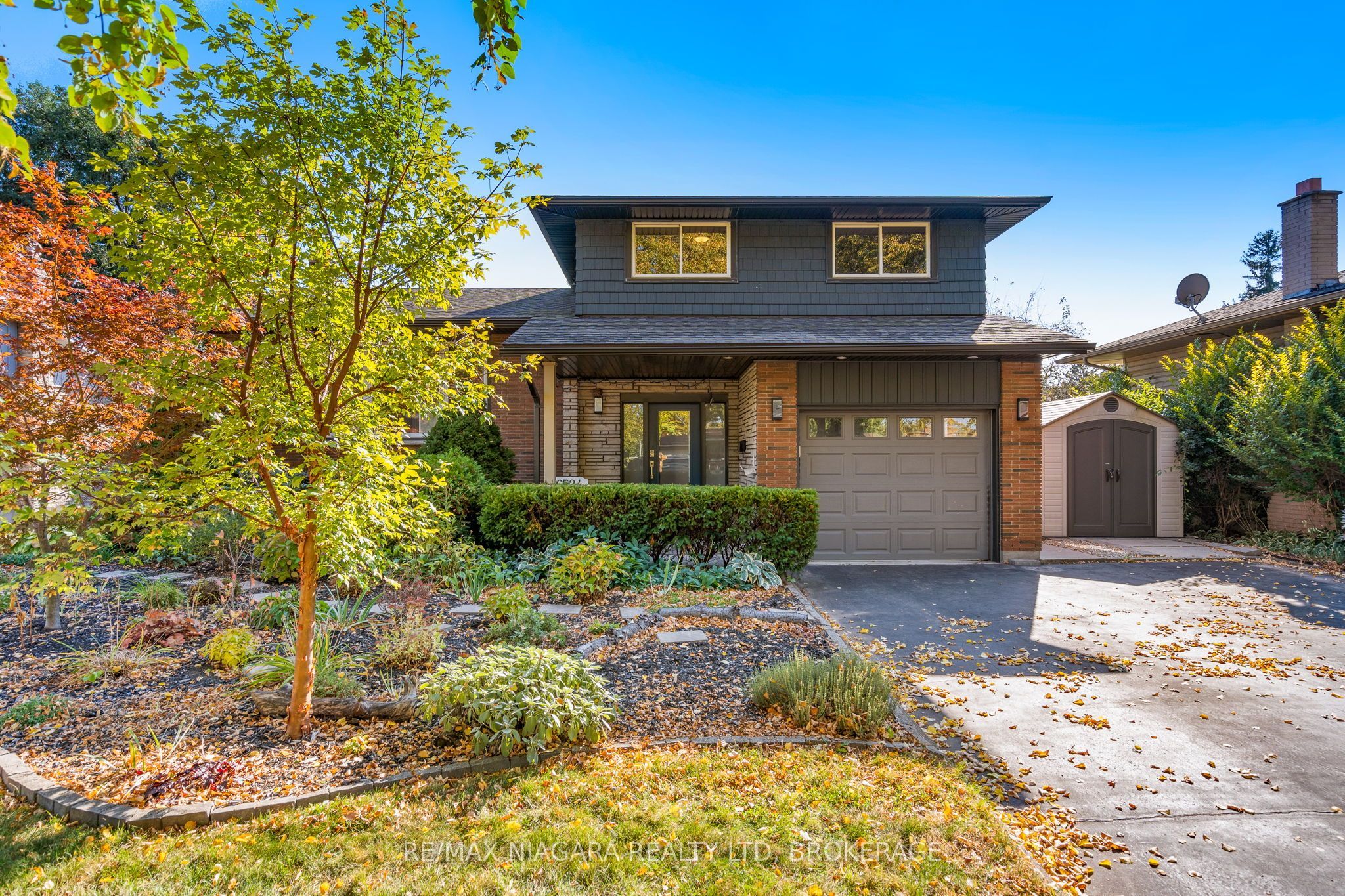 6524 Glengate Street Property Photo 2