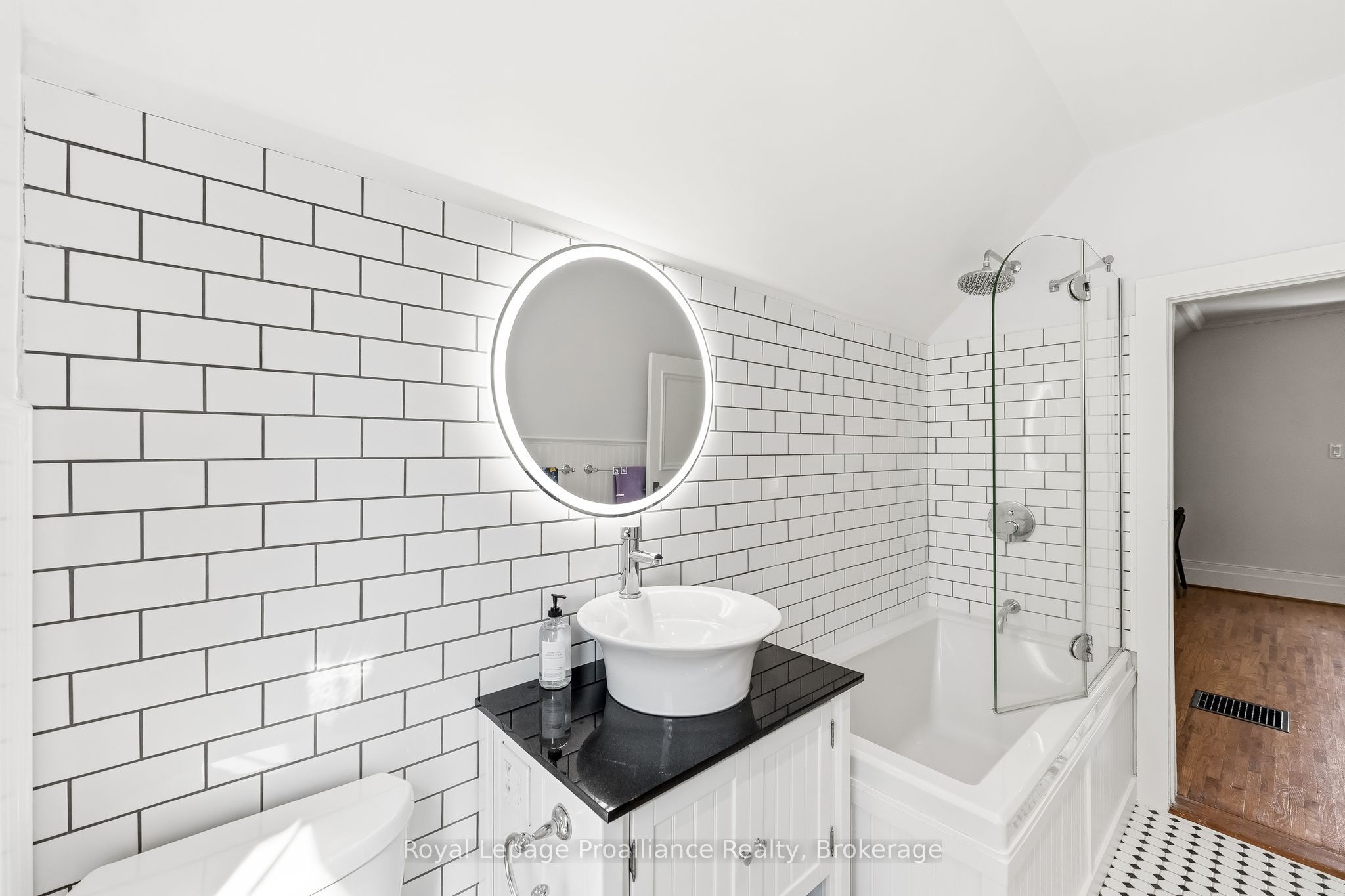 65 Prince Edward Street Property Photo 33
