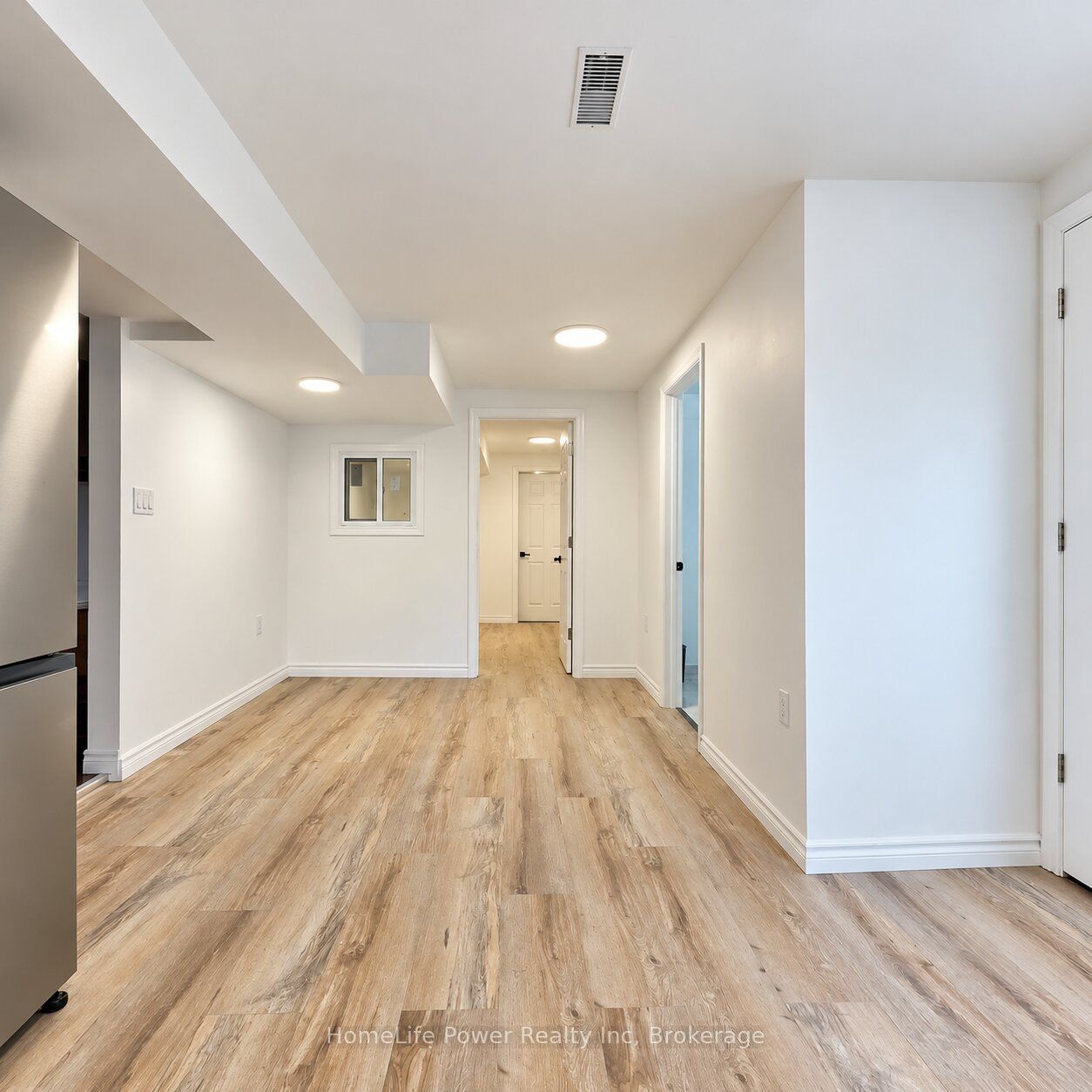 69 Tupper Crescent # Lower Property Photo 13