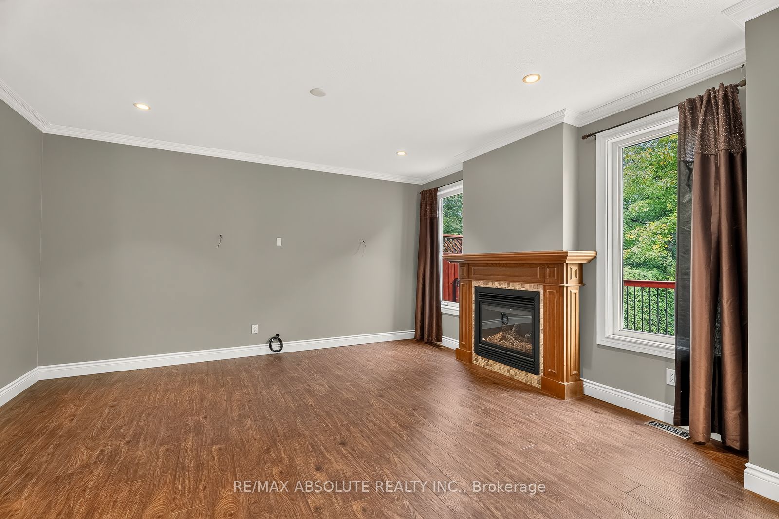 229 Marjan Crescent Property Photo 21