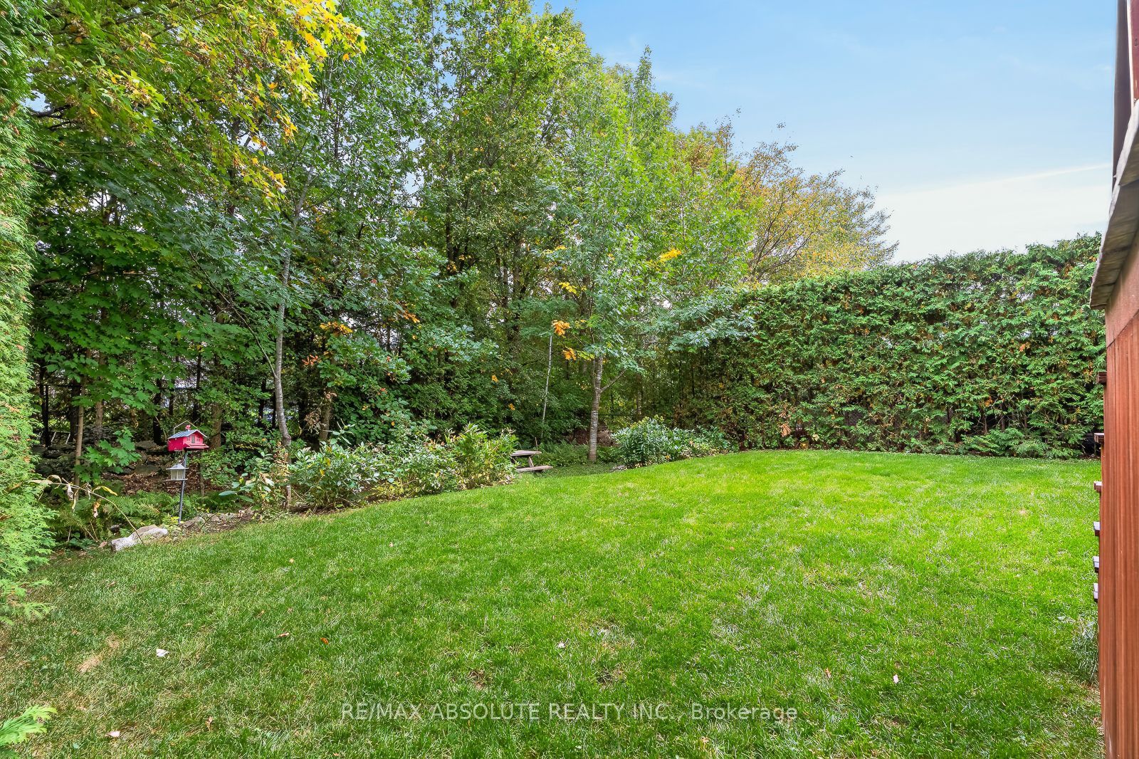 229 Marjan Crescent Property Photo 41