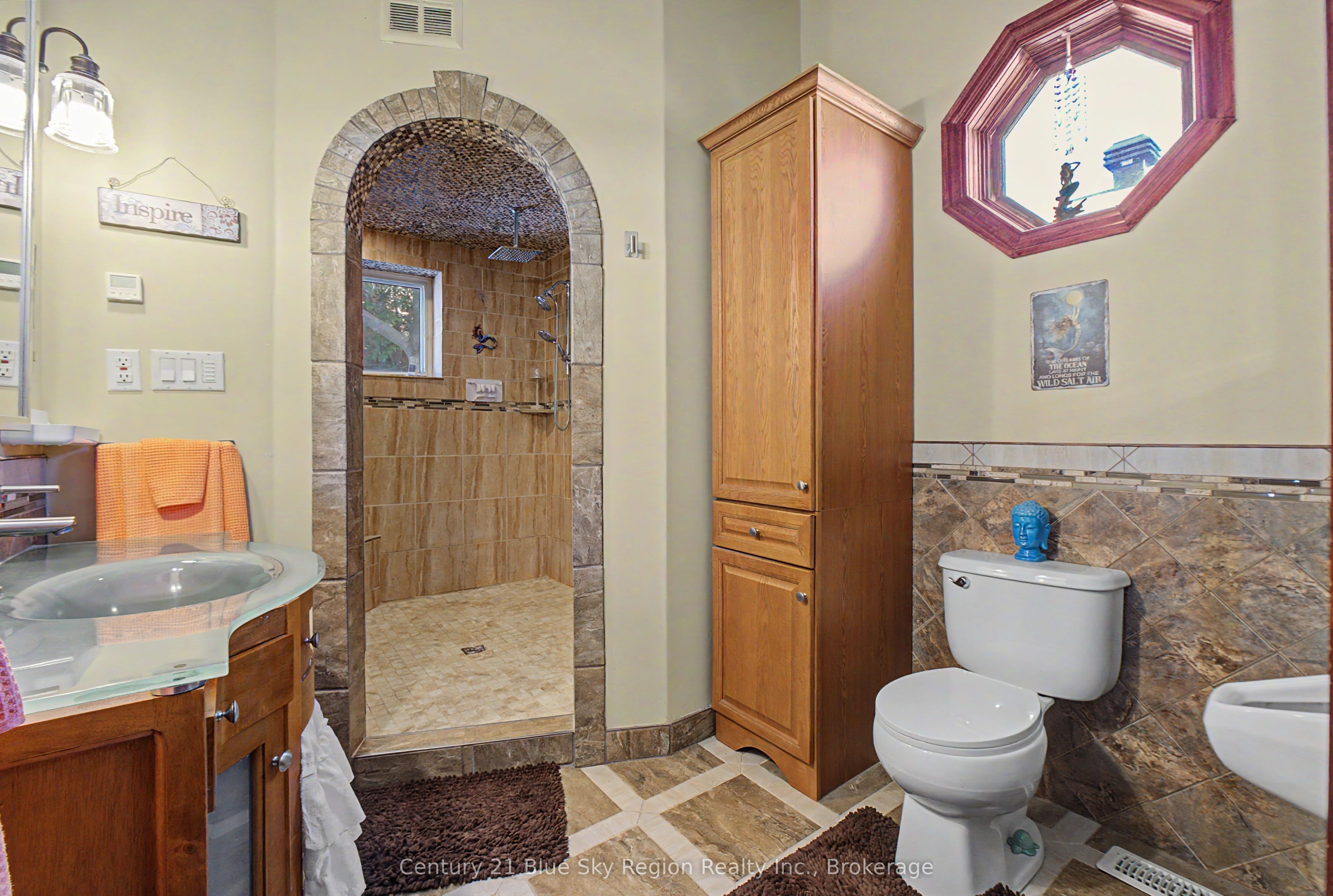 1365 Main Street Property Photo 22