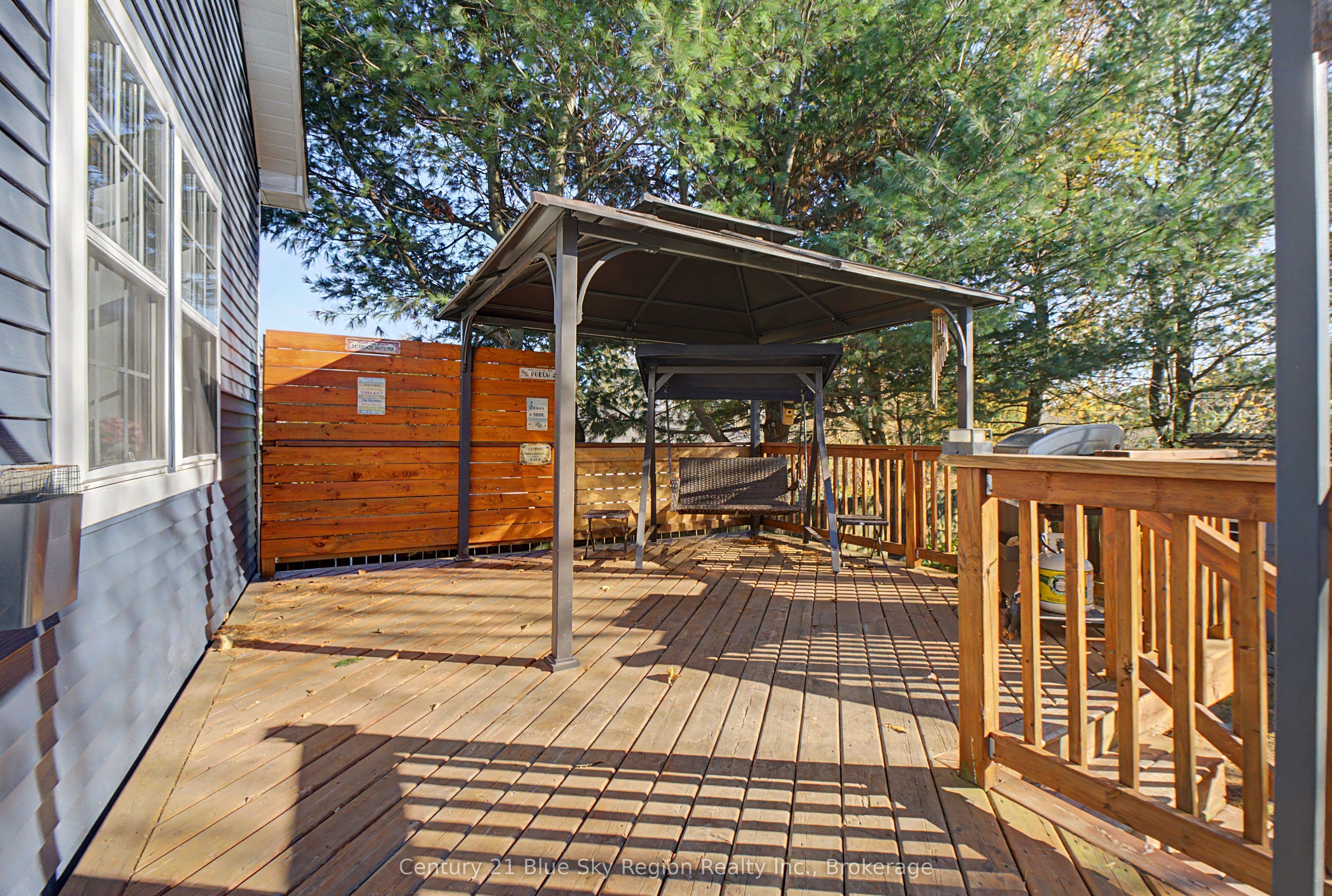 1365 Main Street Property Photo 41