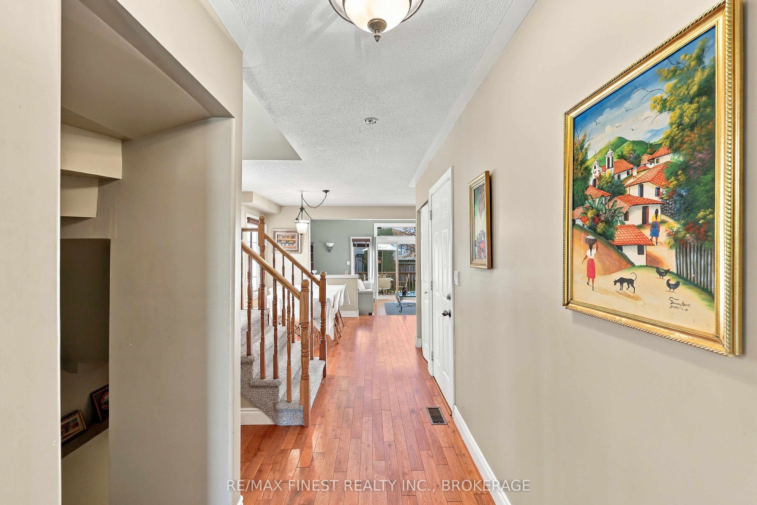 929 Lombardy Street Property Photo 11