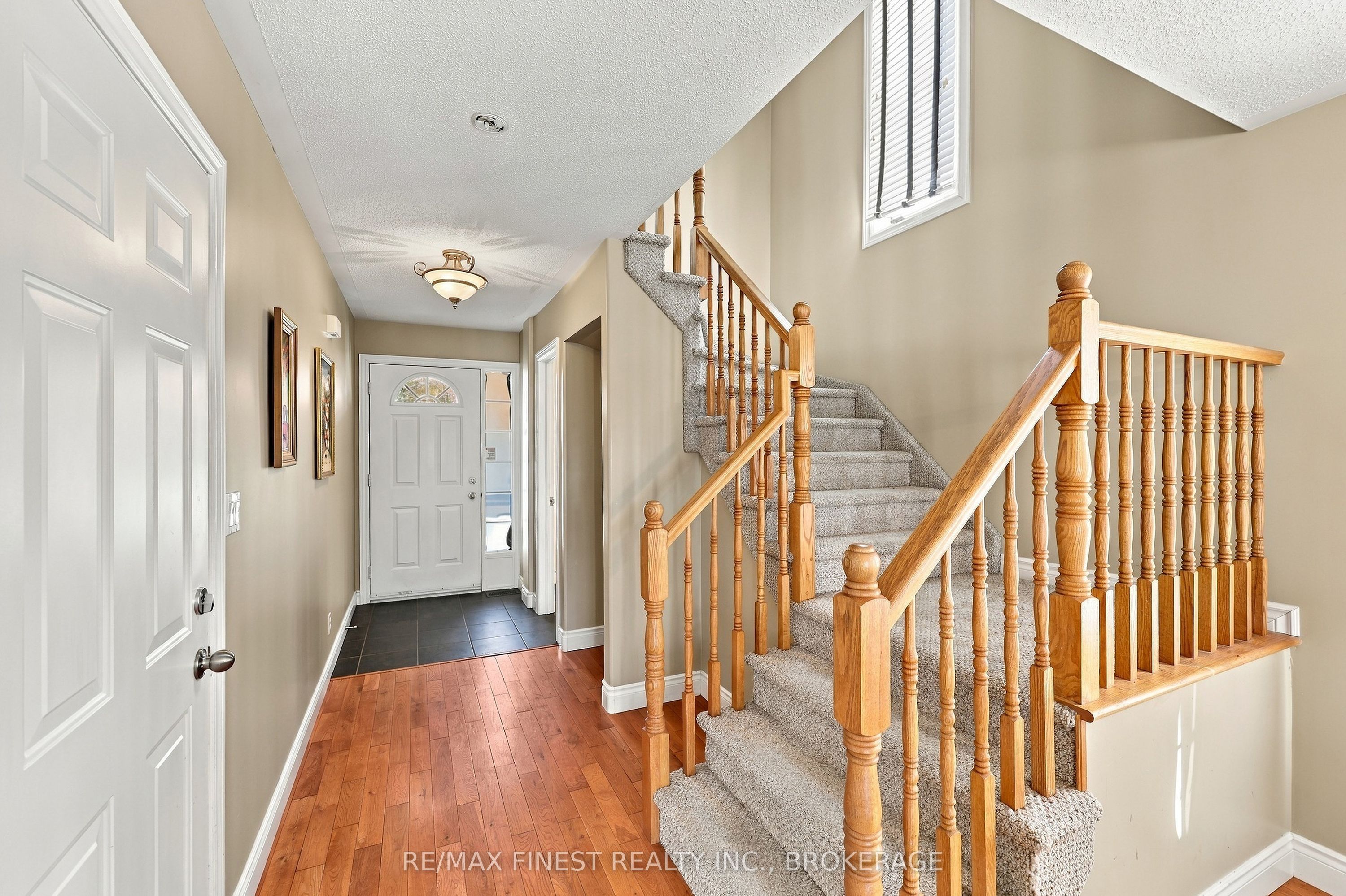 929 Lombardy Street Property Photo 12