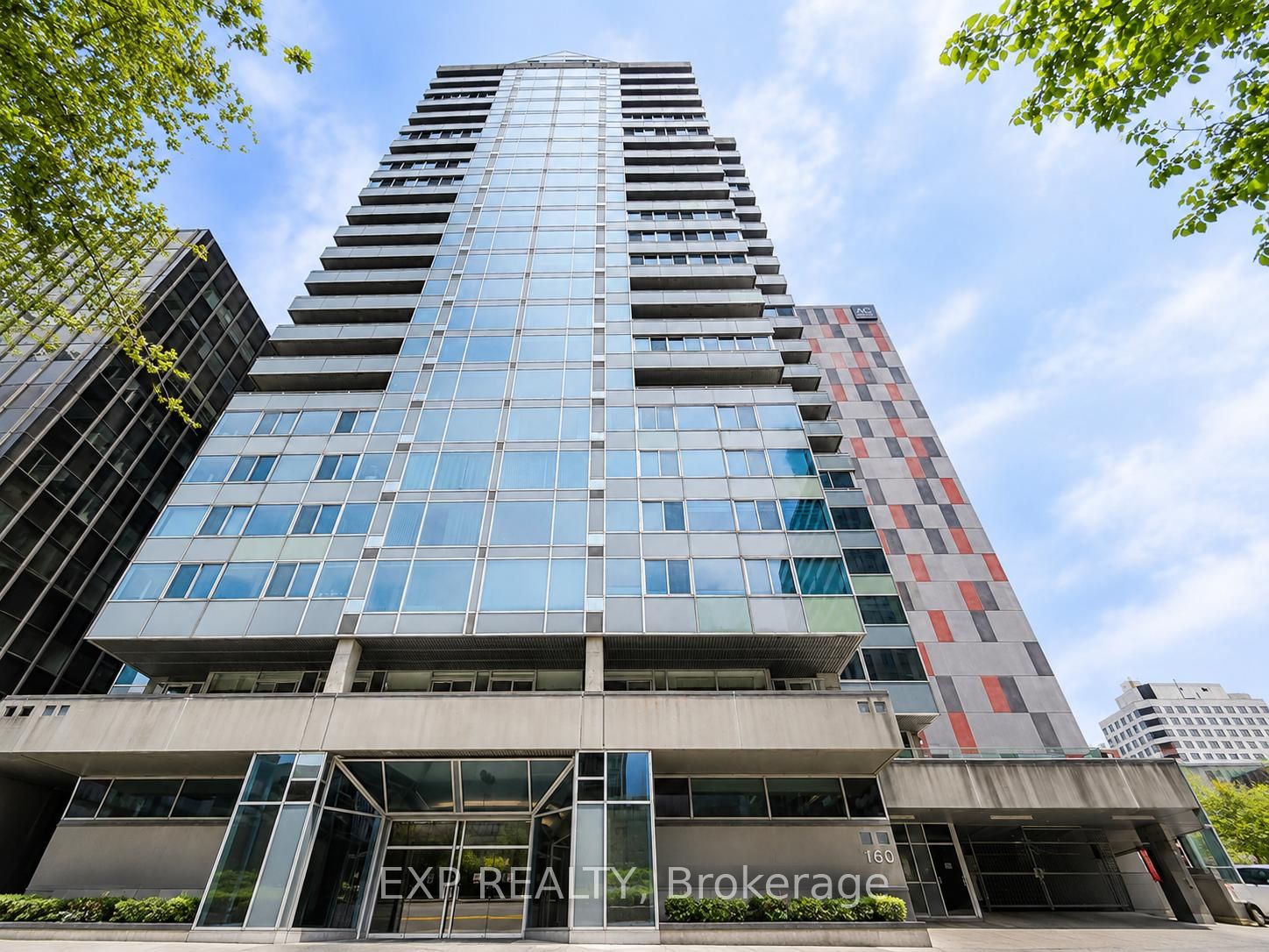 160 George Street 401 Property Photo 1
