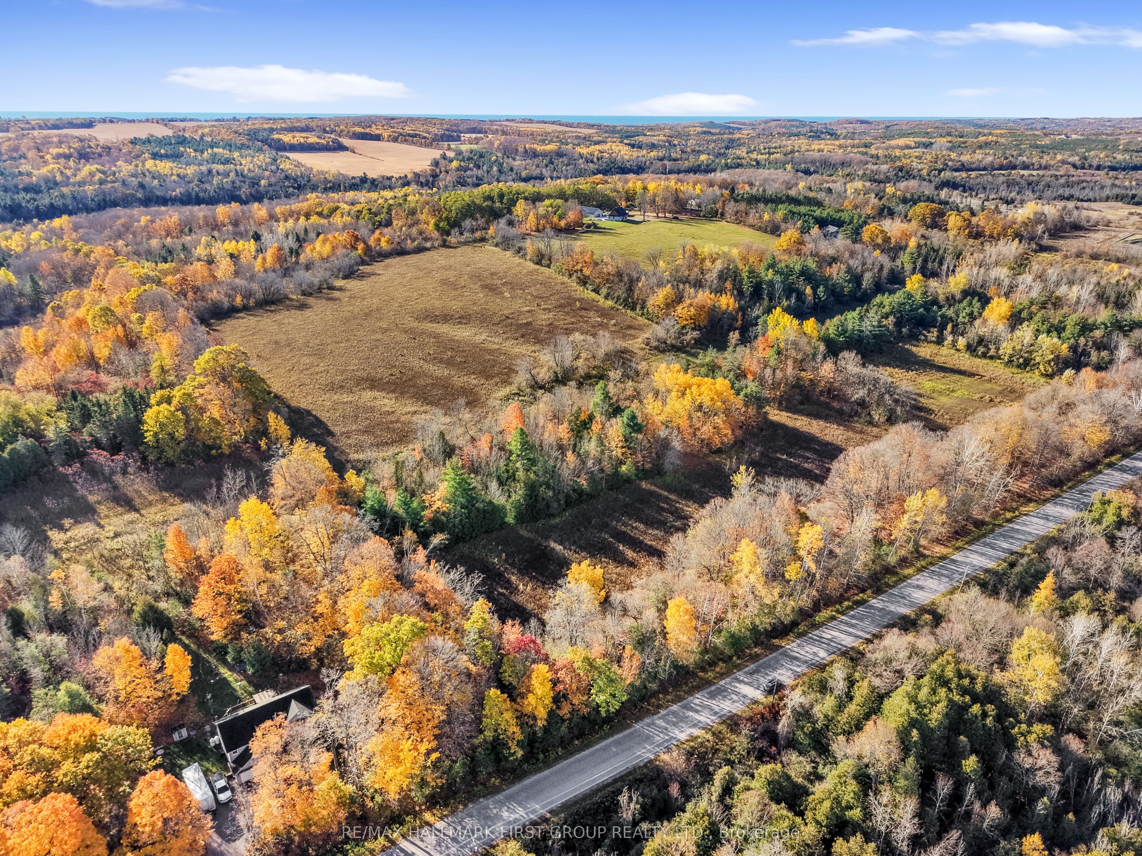 A Pipeline Road Property Photo 2
