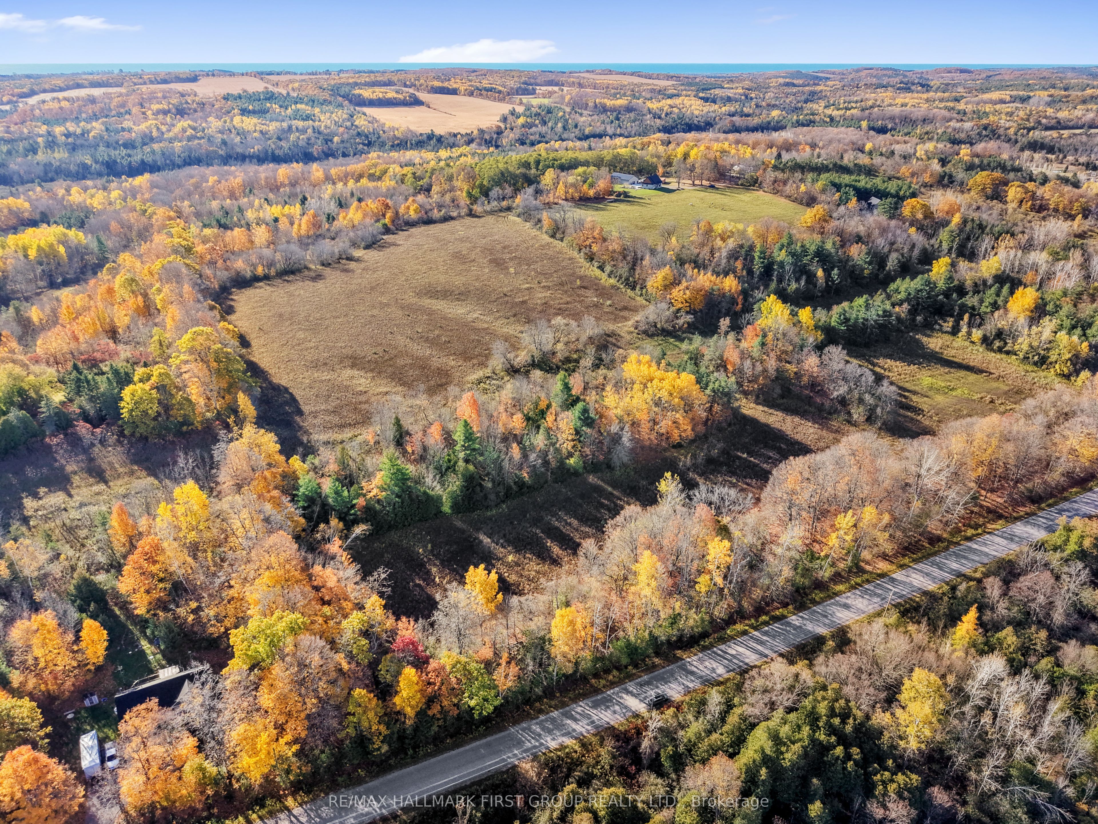 A Pipeline Road Property Photo 11